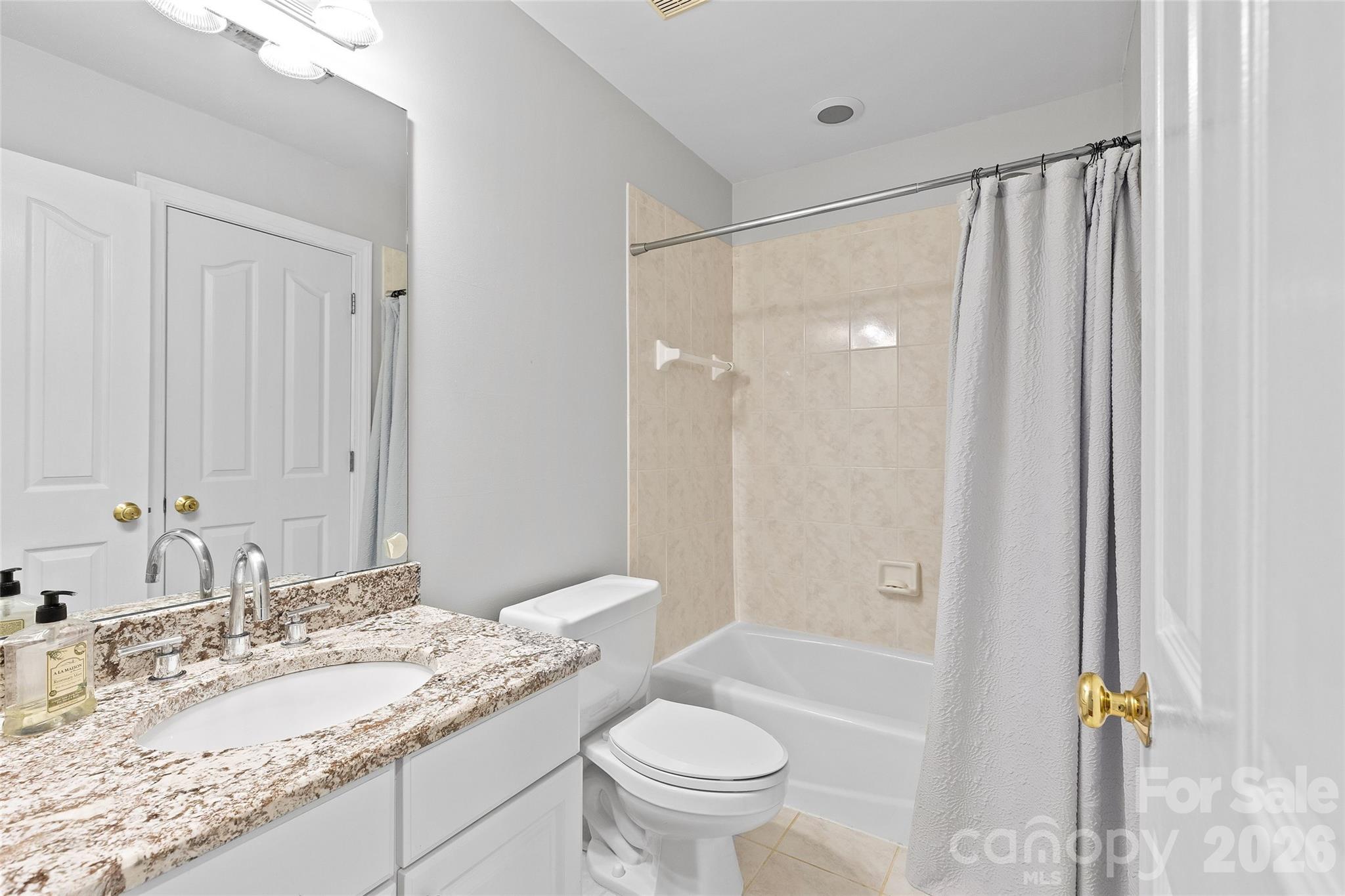 11920 Three Vistas Court — Charlotte