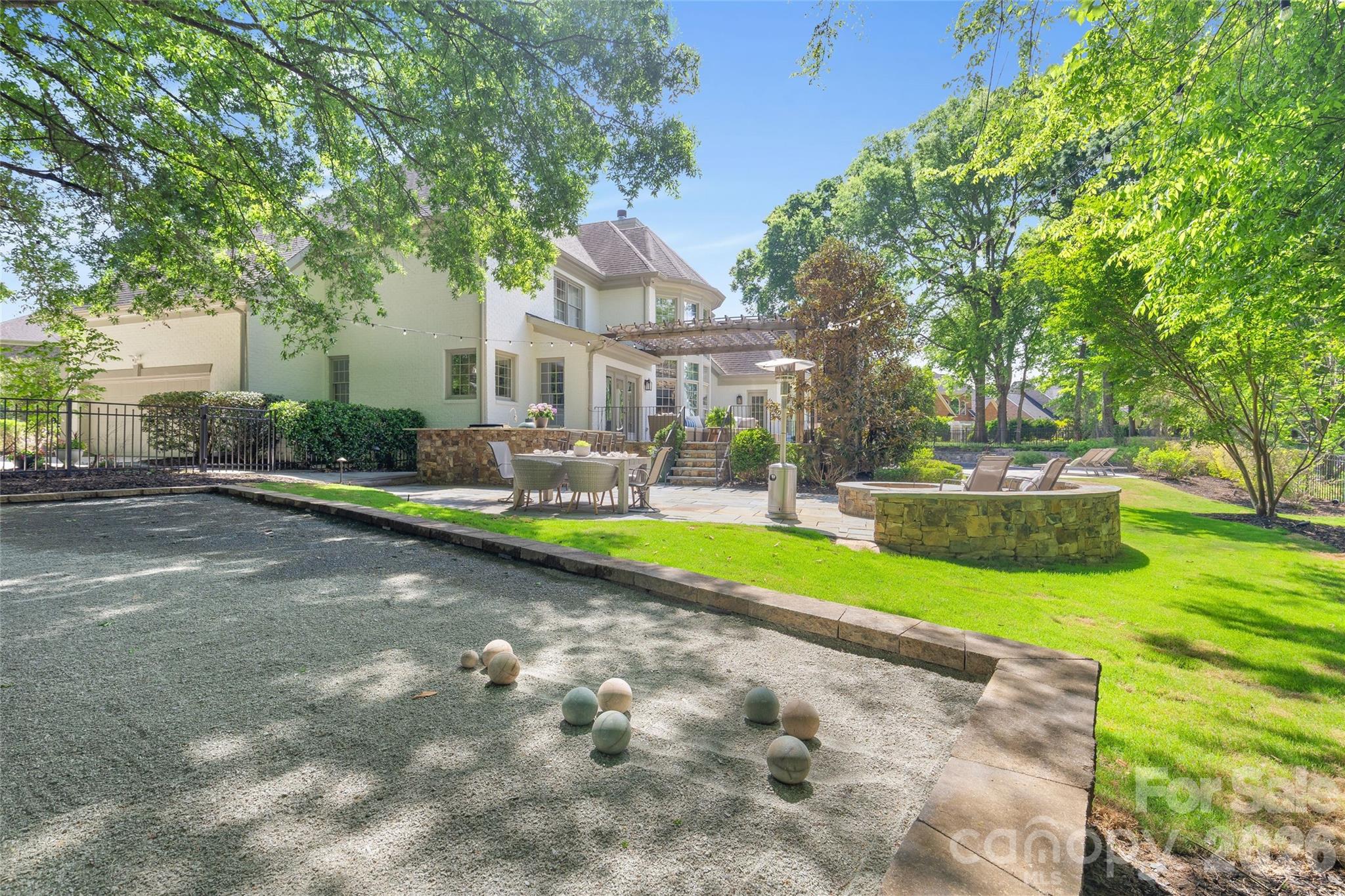 11920 Three Vistas Court — Charlotte