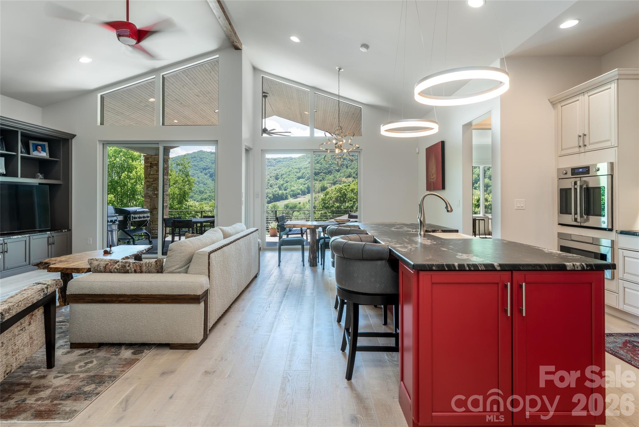 110 Plateau Drive — Maggie Valley