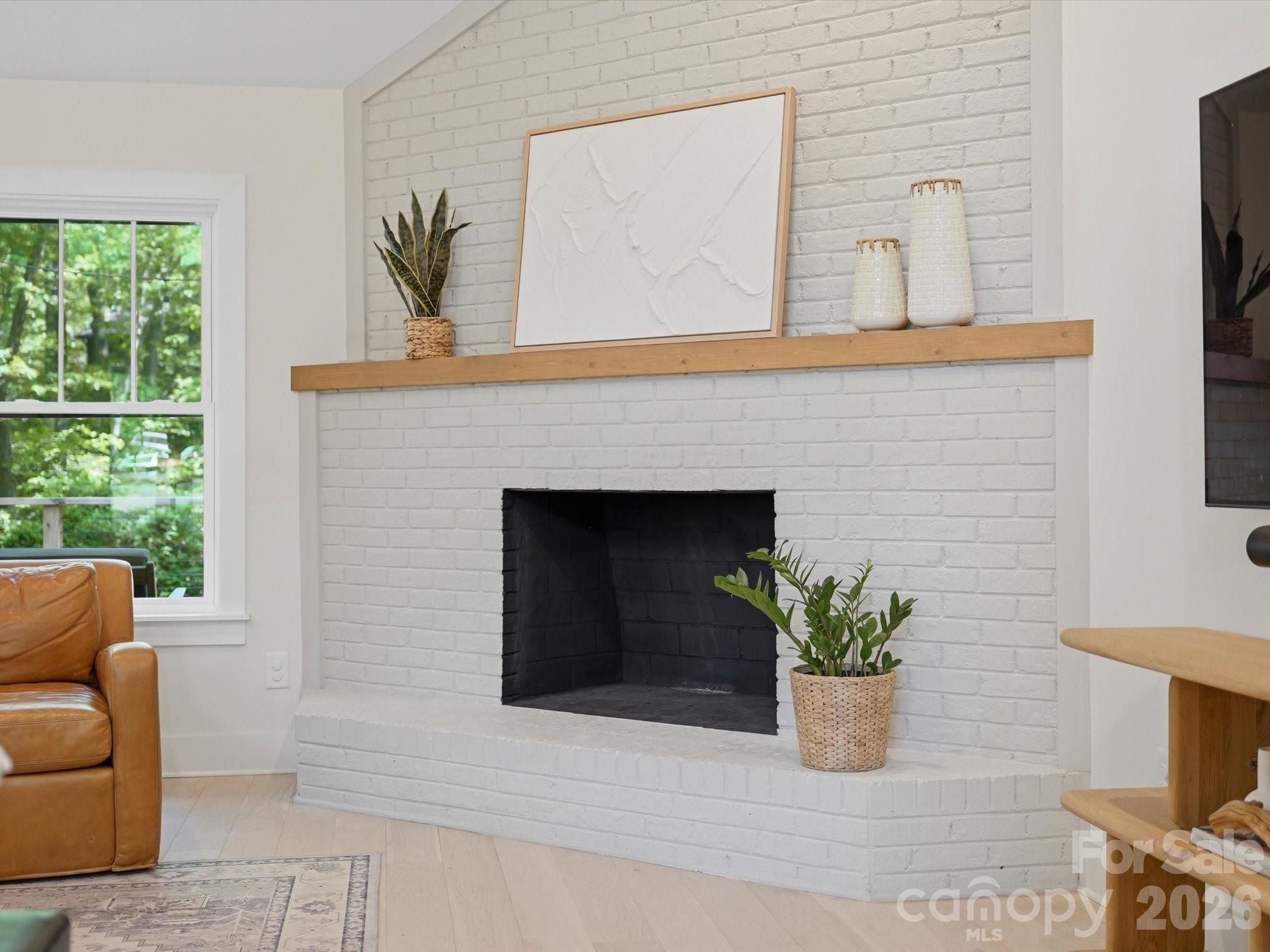 1611 E Barden Road — Charlotte