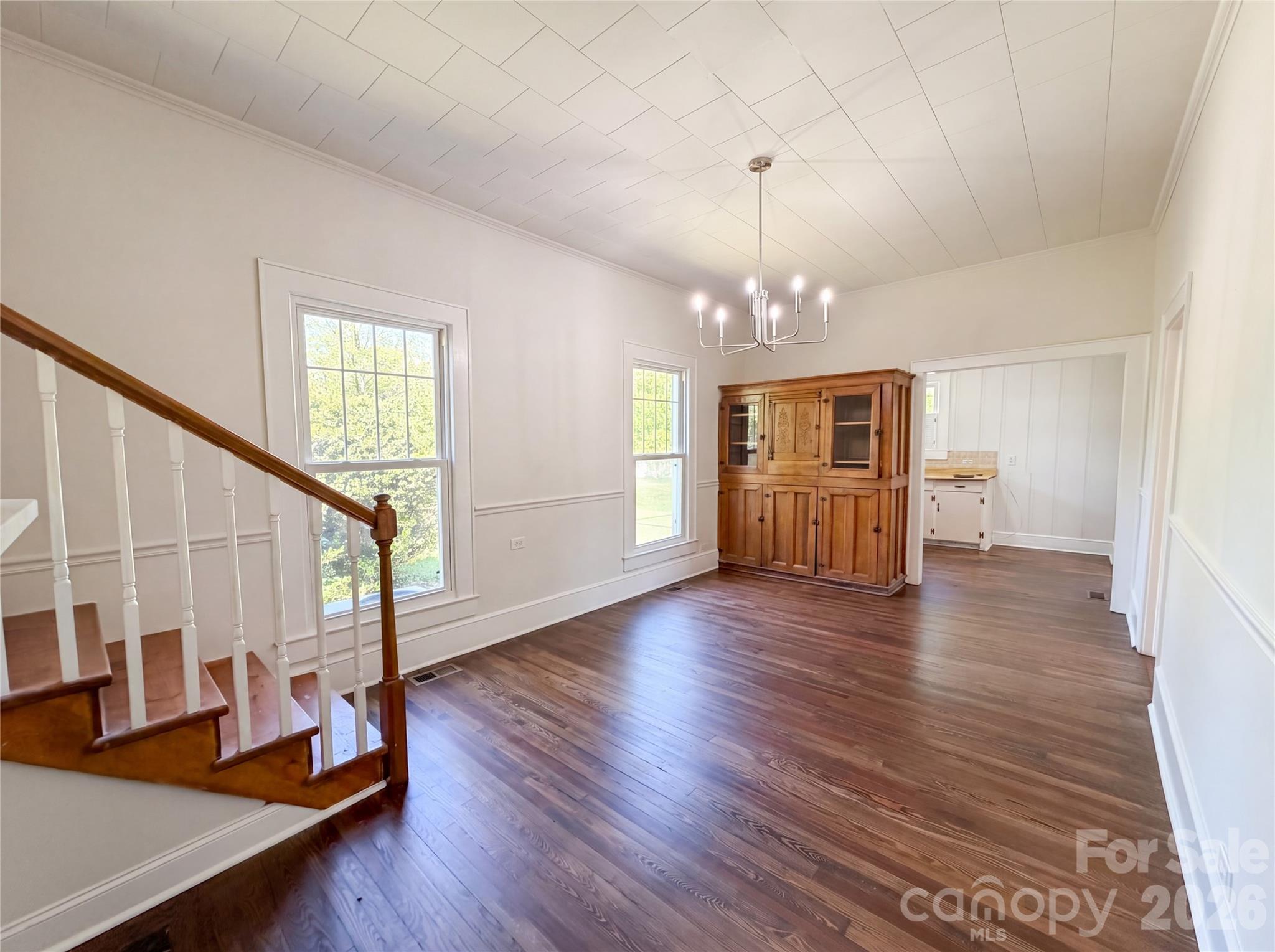 215 S Ferry Road — New London