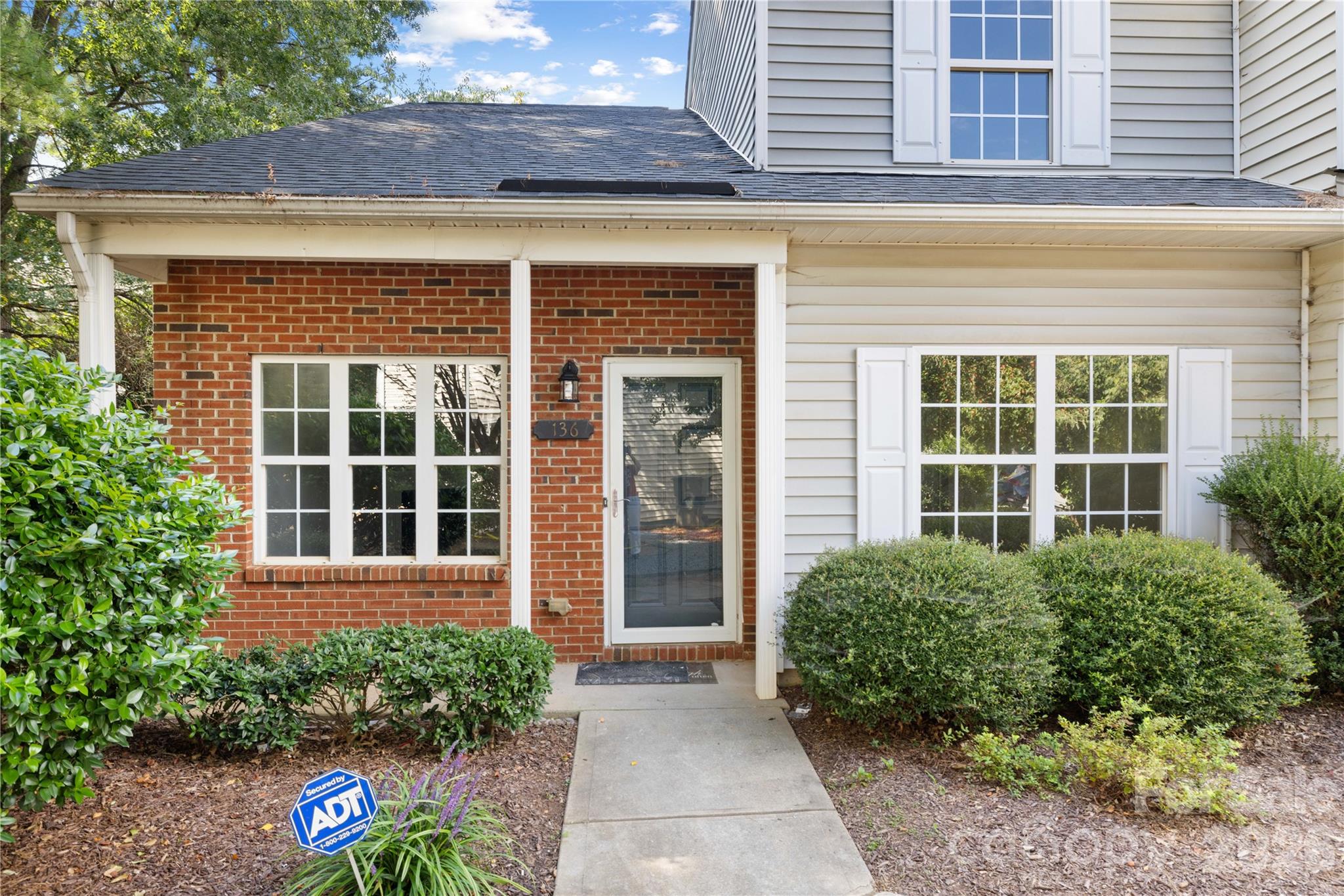 136 Mangum Circle — Mooresville