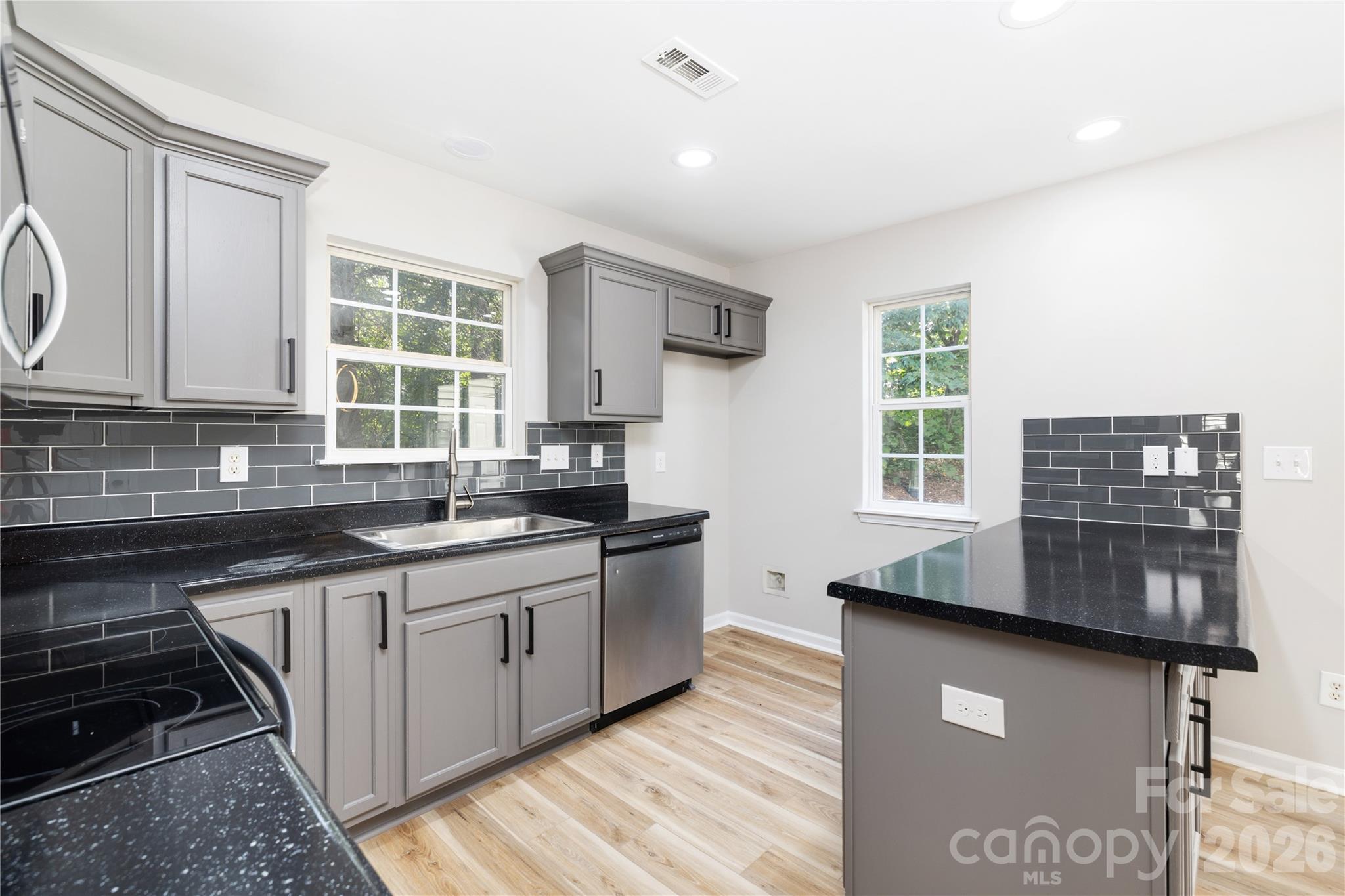 136 Mangum Circle — Mooresville