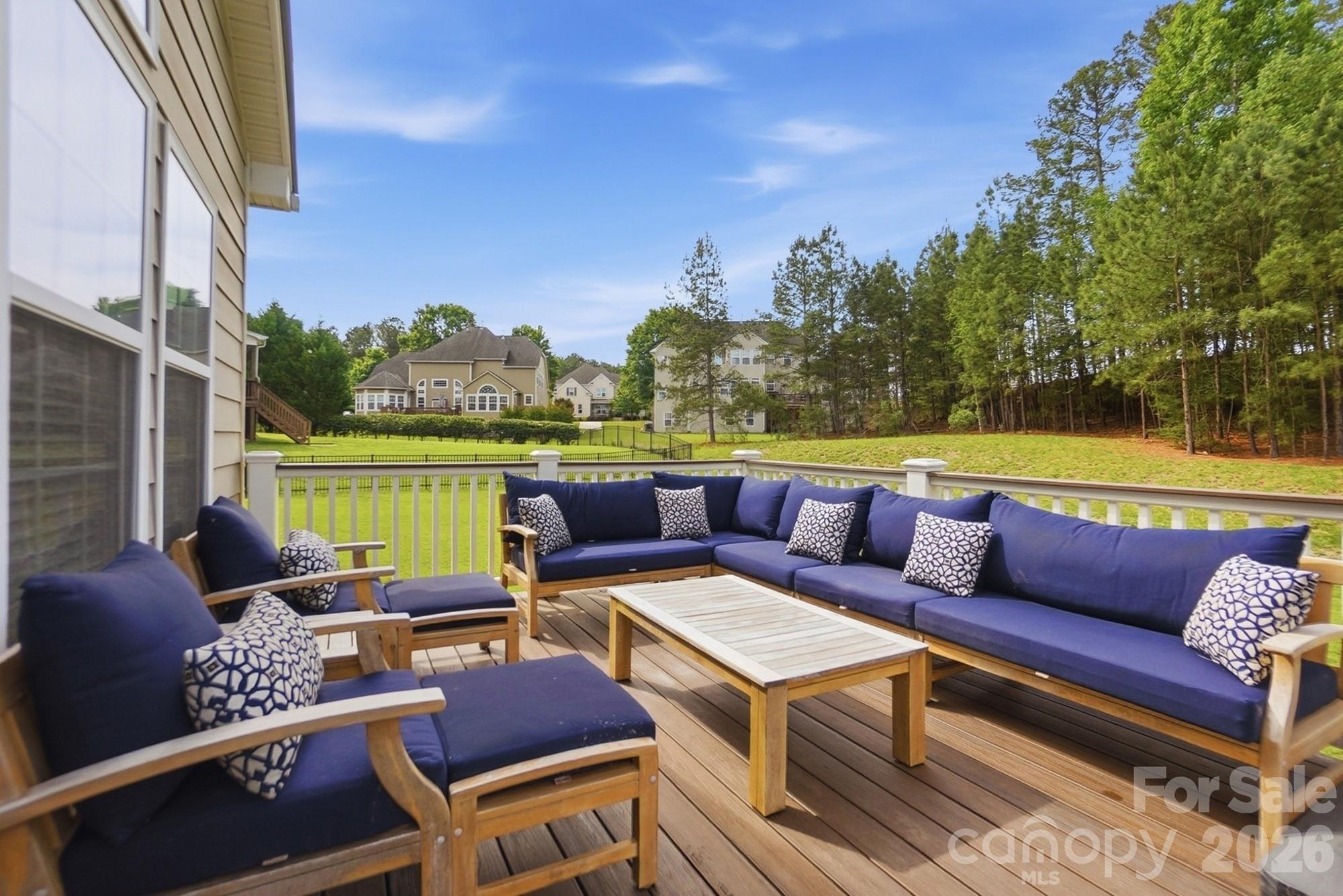 10706 Anglesey Court — Charlotte