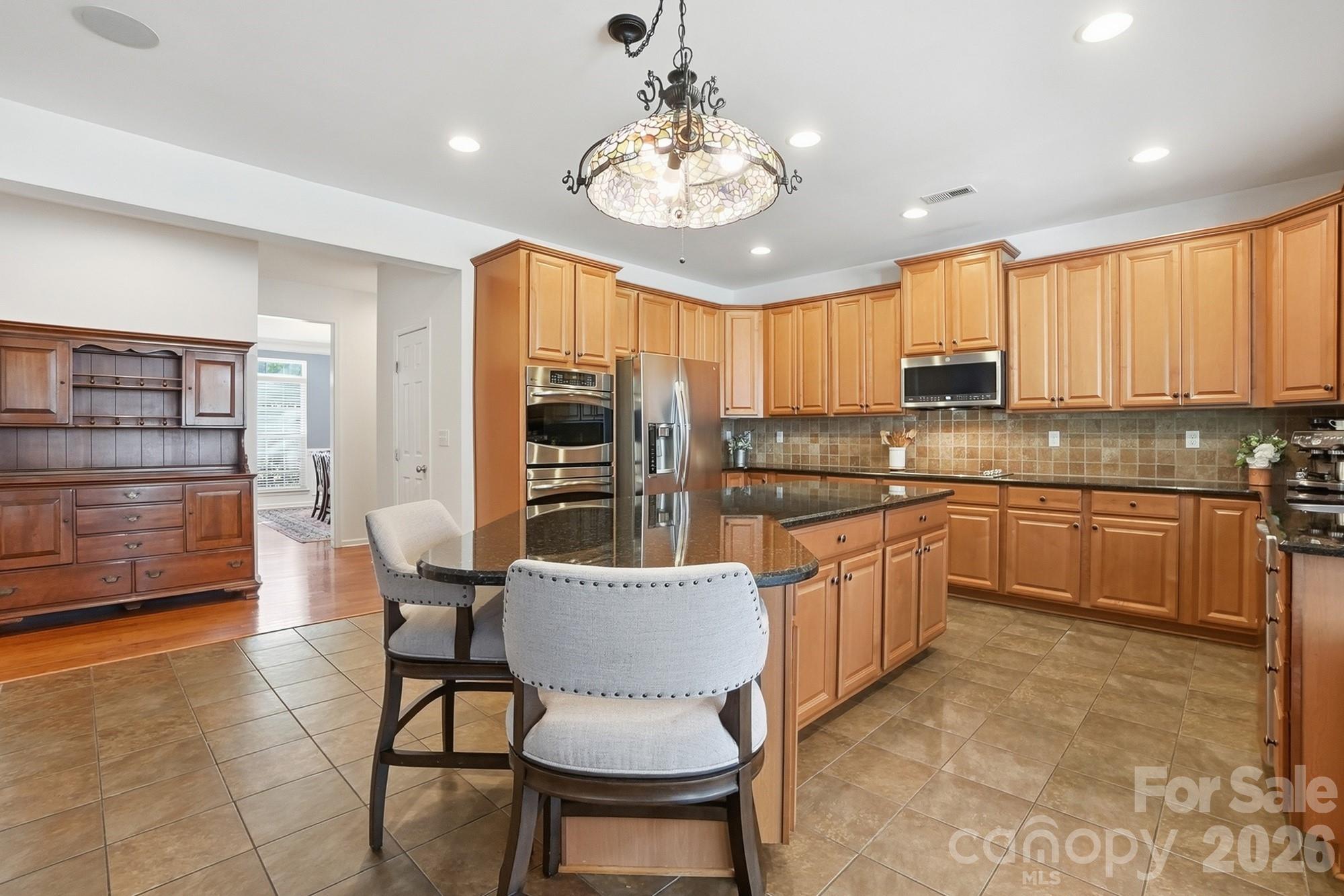 10706 Anglesey Court — Charlotte