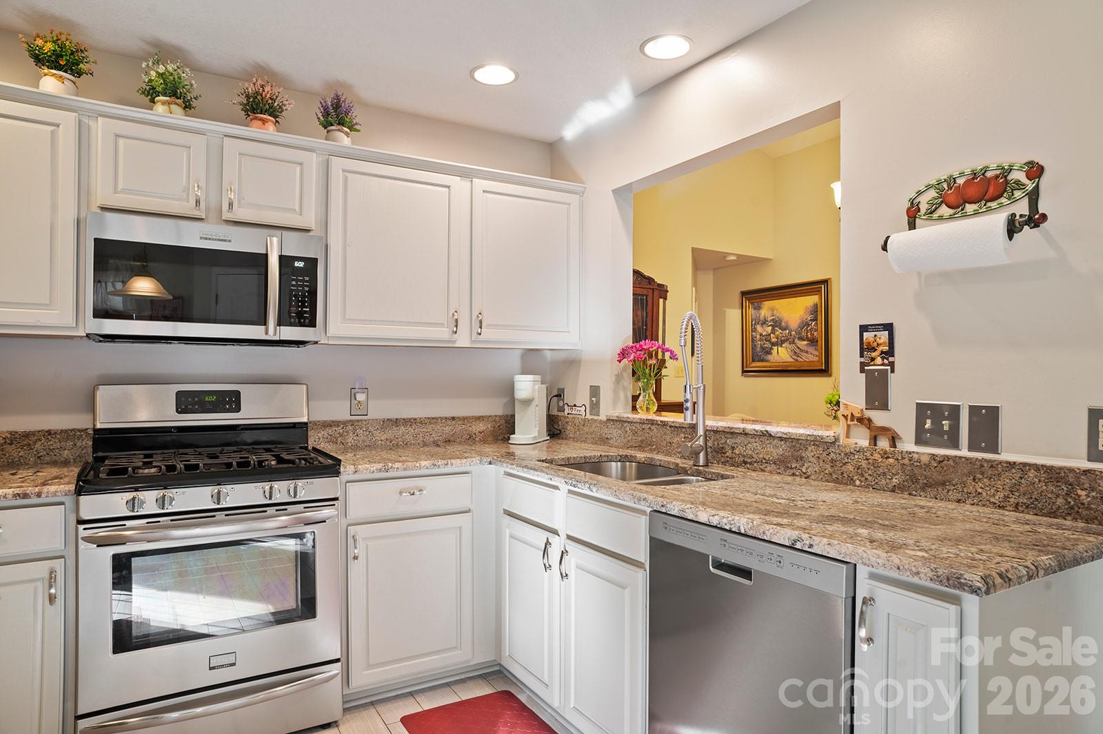 75 Stonebridge Drive — Asheville