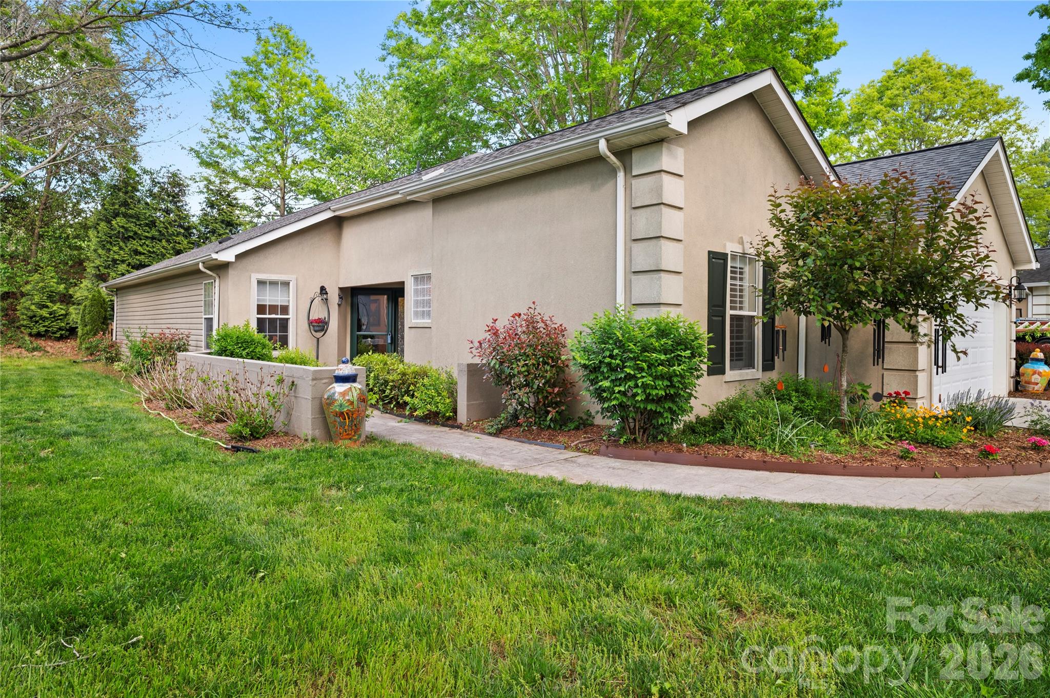 75 Stonebridge Drive — Asheville