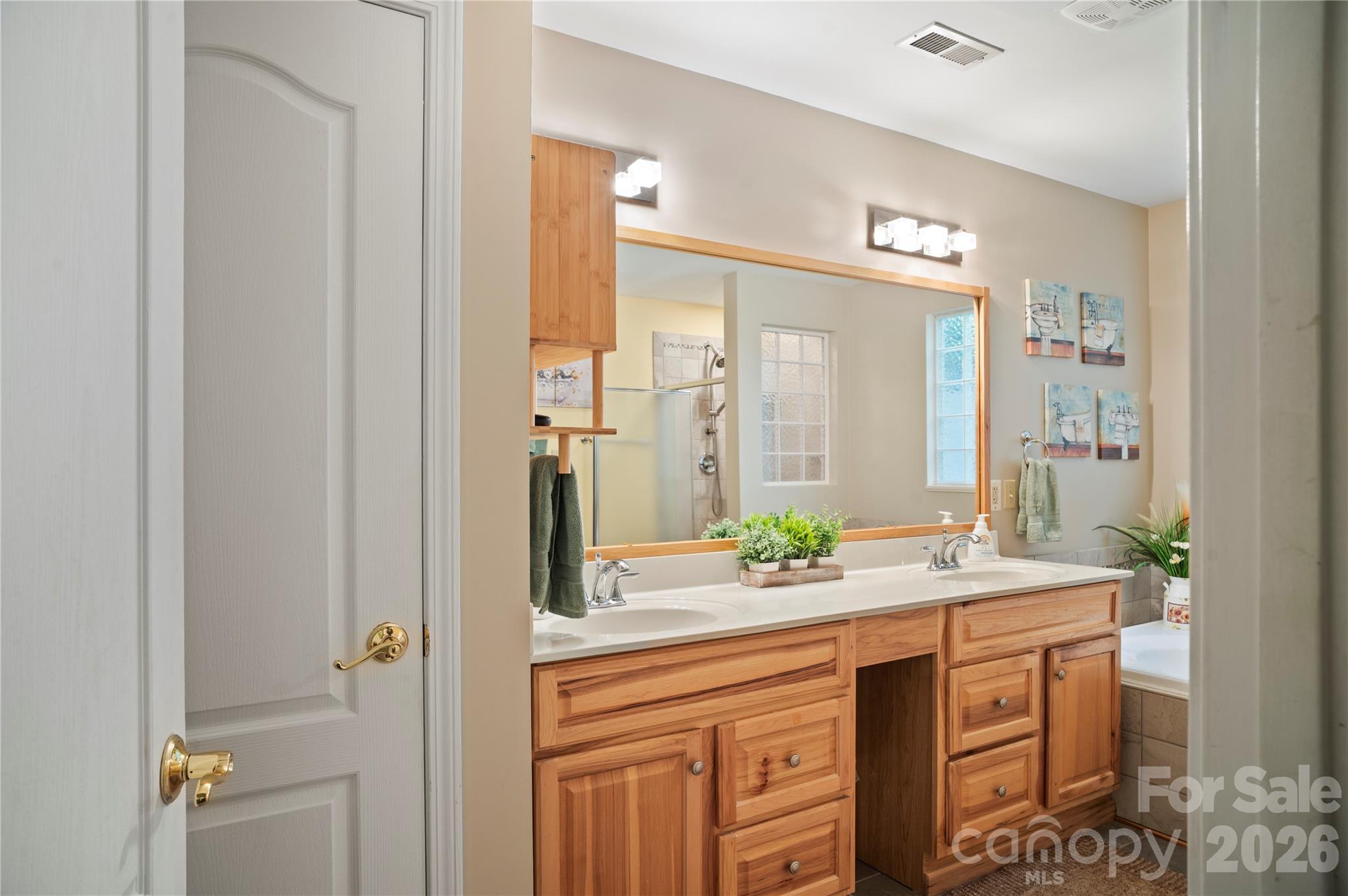 75 Stonebridge Drive — Asheville