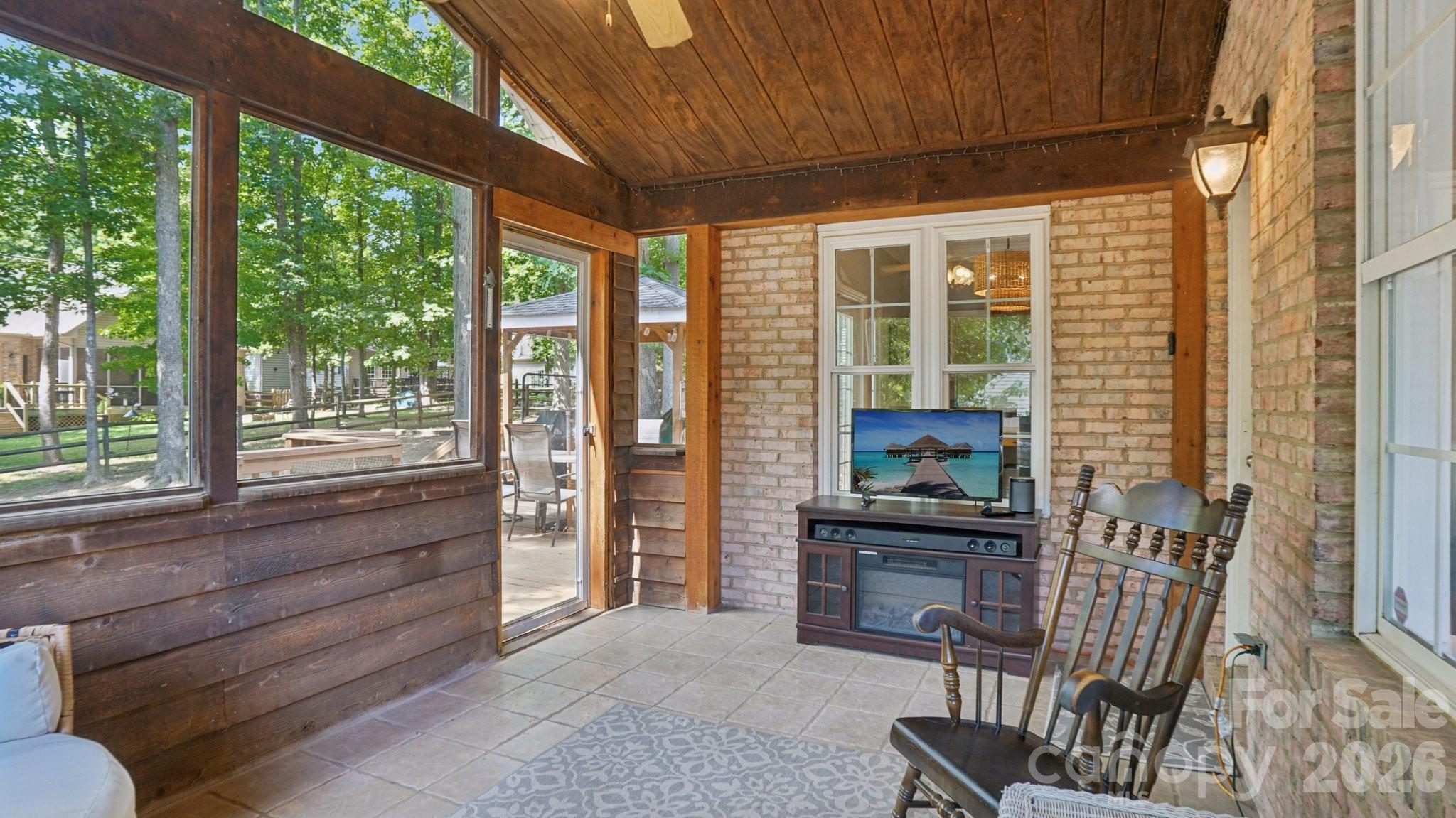 5212 Shannamara Drive — Matthews