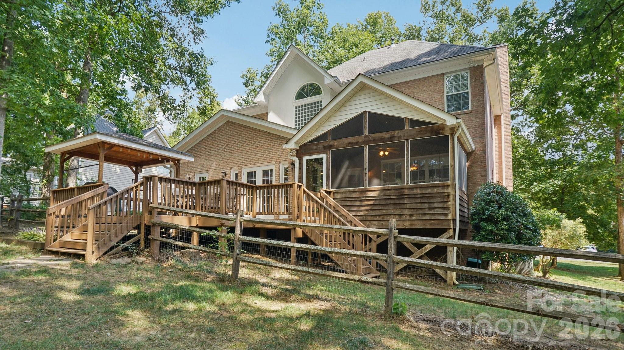 5212 Shannamara Drive — Matthews