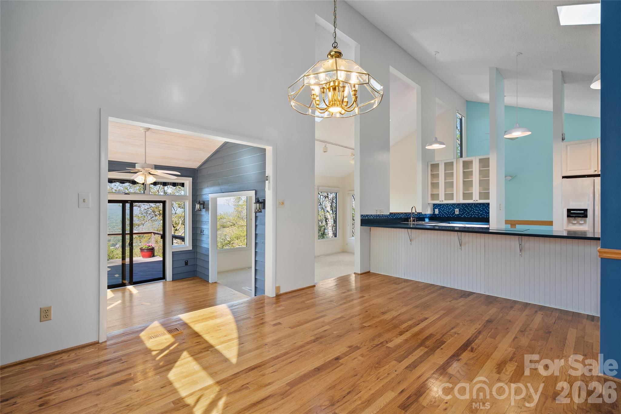 110 Crestwood Road — Asheville