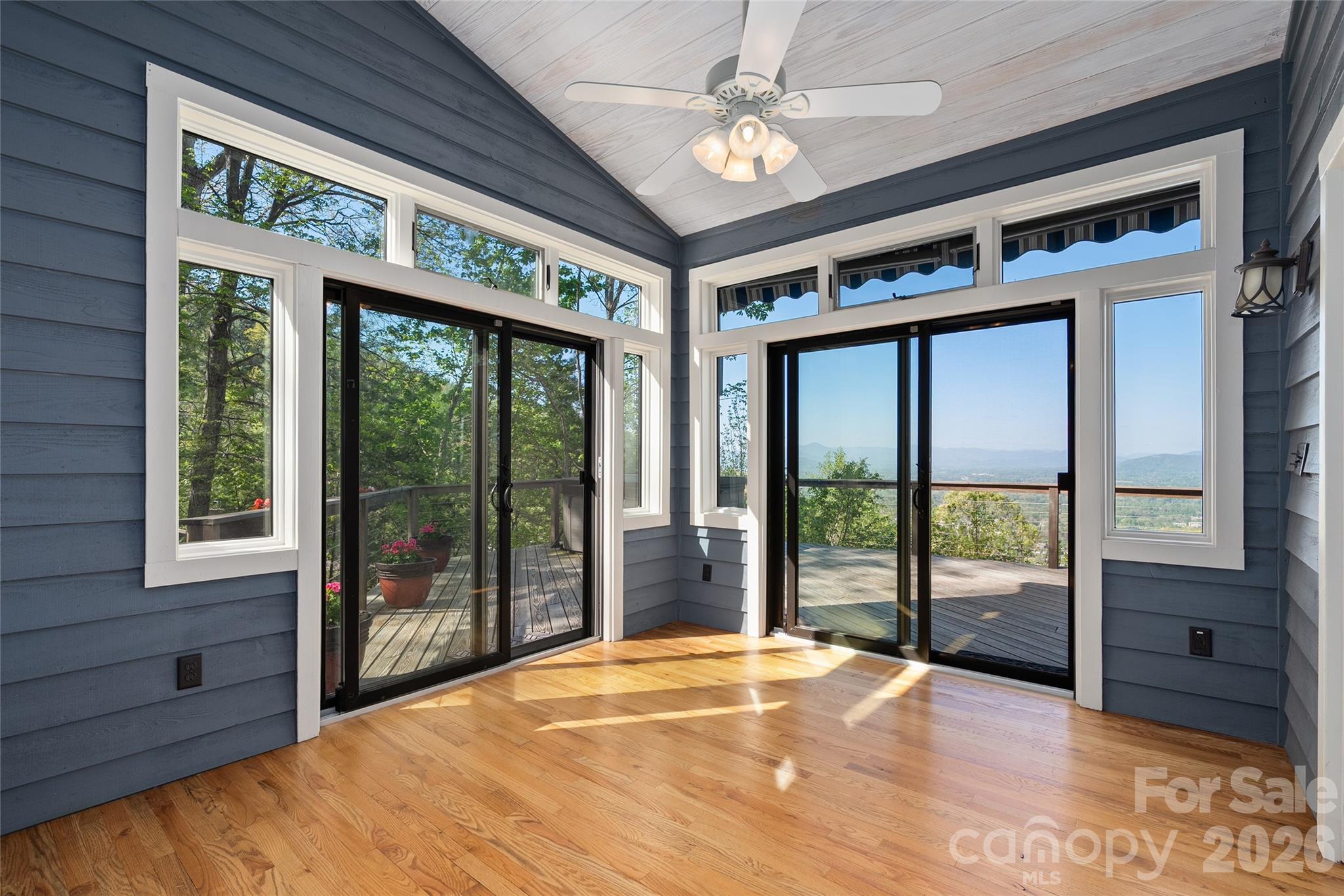 110 Crestwood Road — Asheville