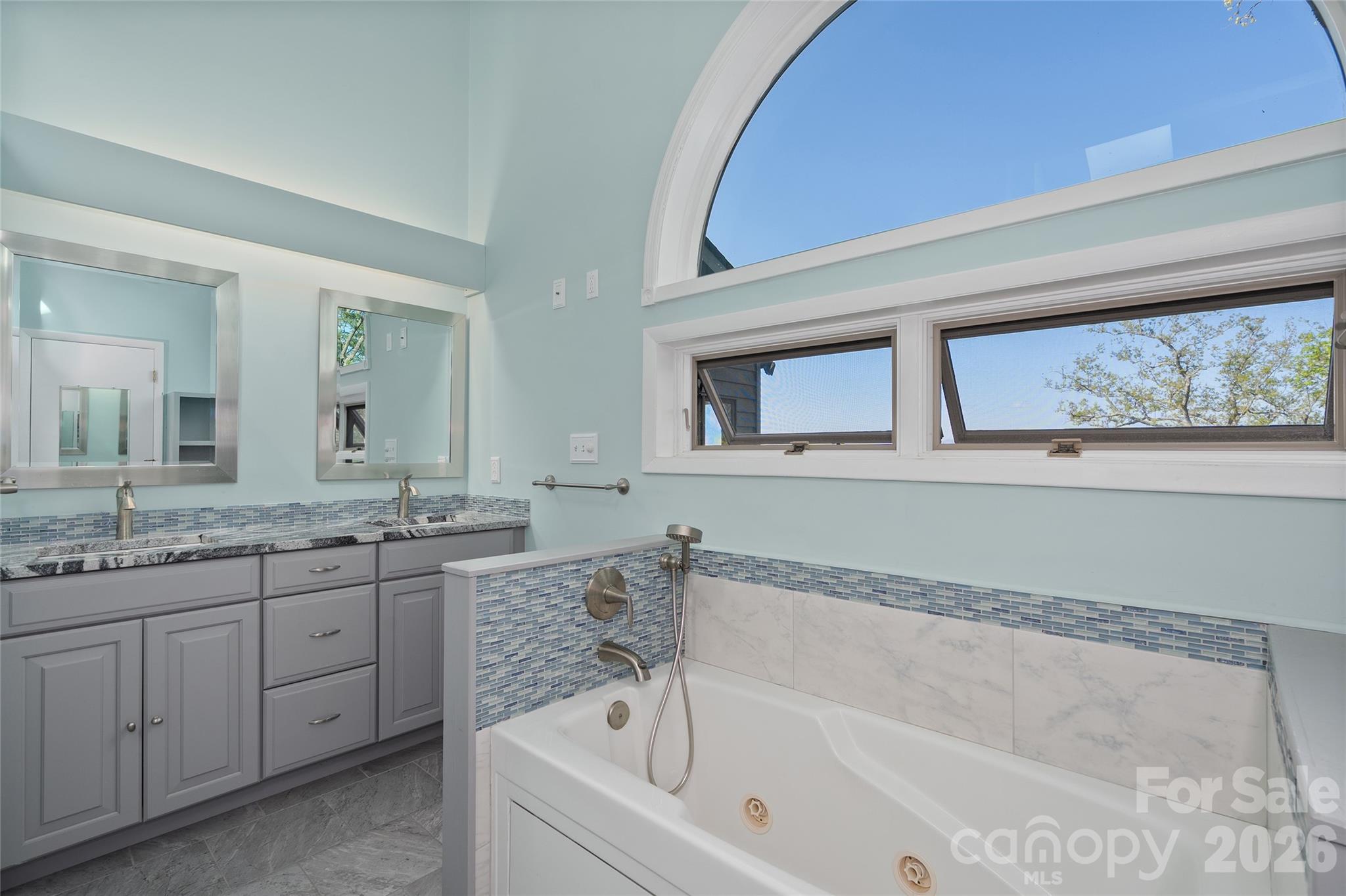 110 Crestwood Road — Asheville