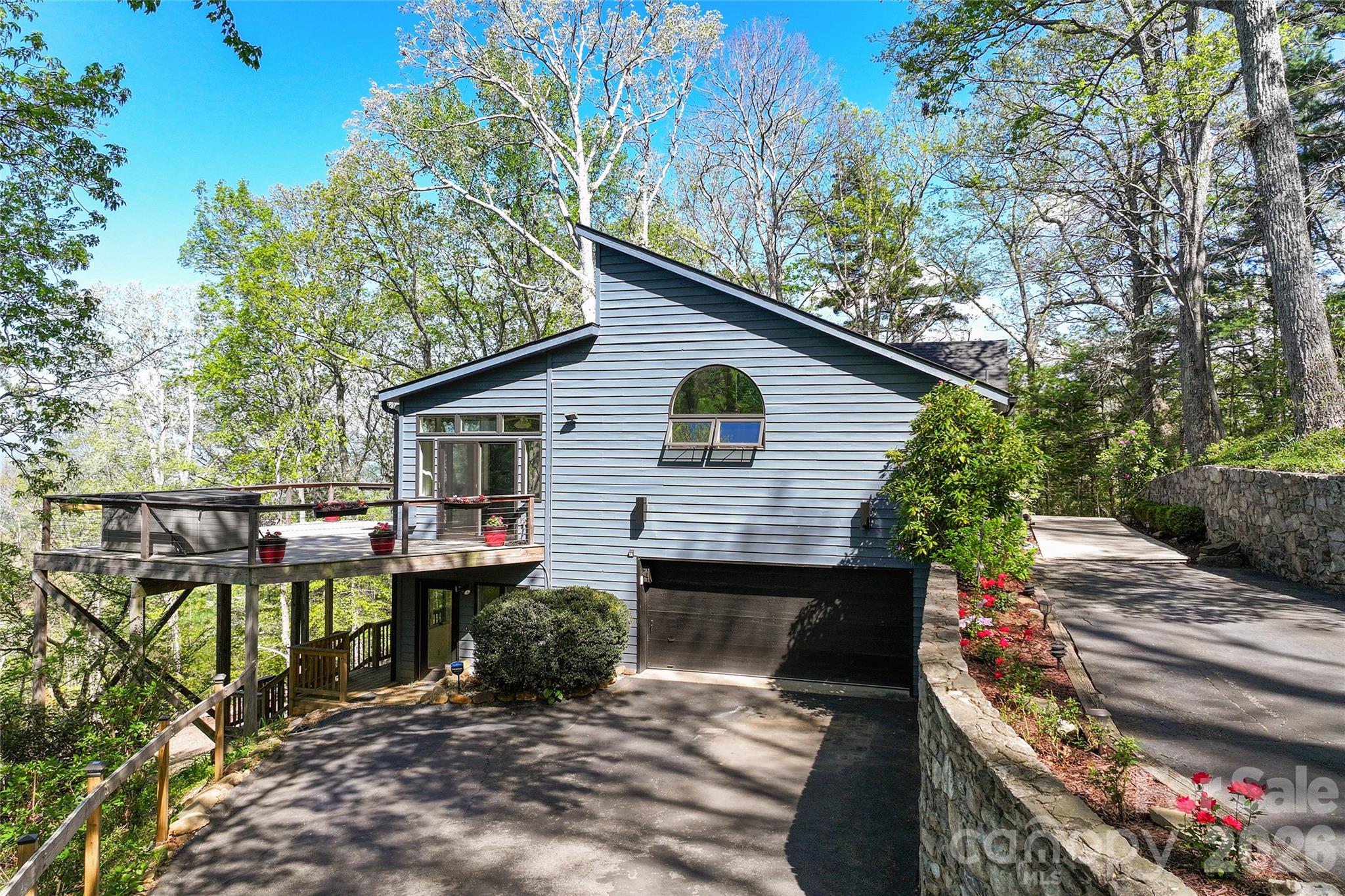 110 Crestwood Road — Asheville