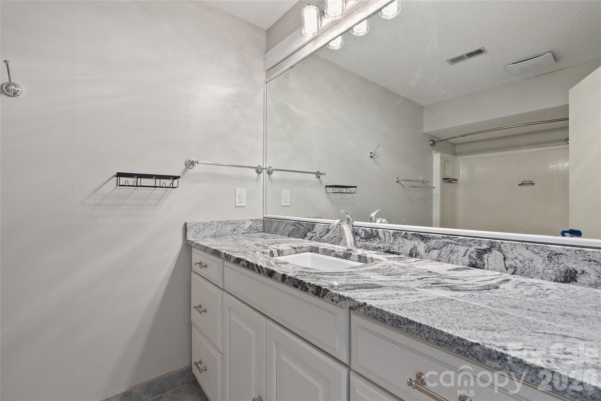 110 Crestwood Road — Asheville