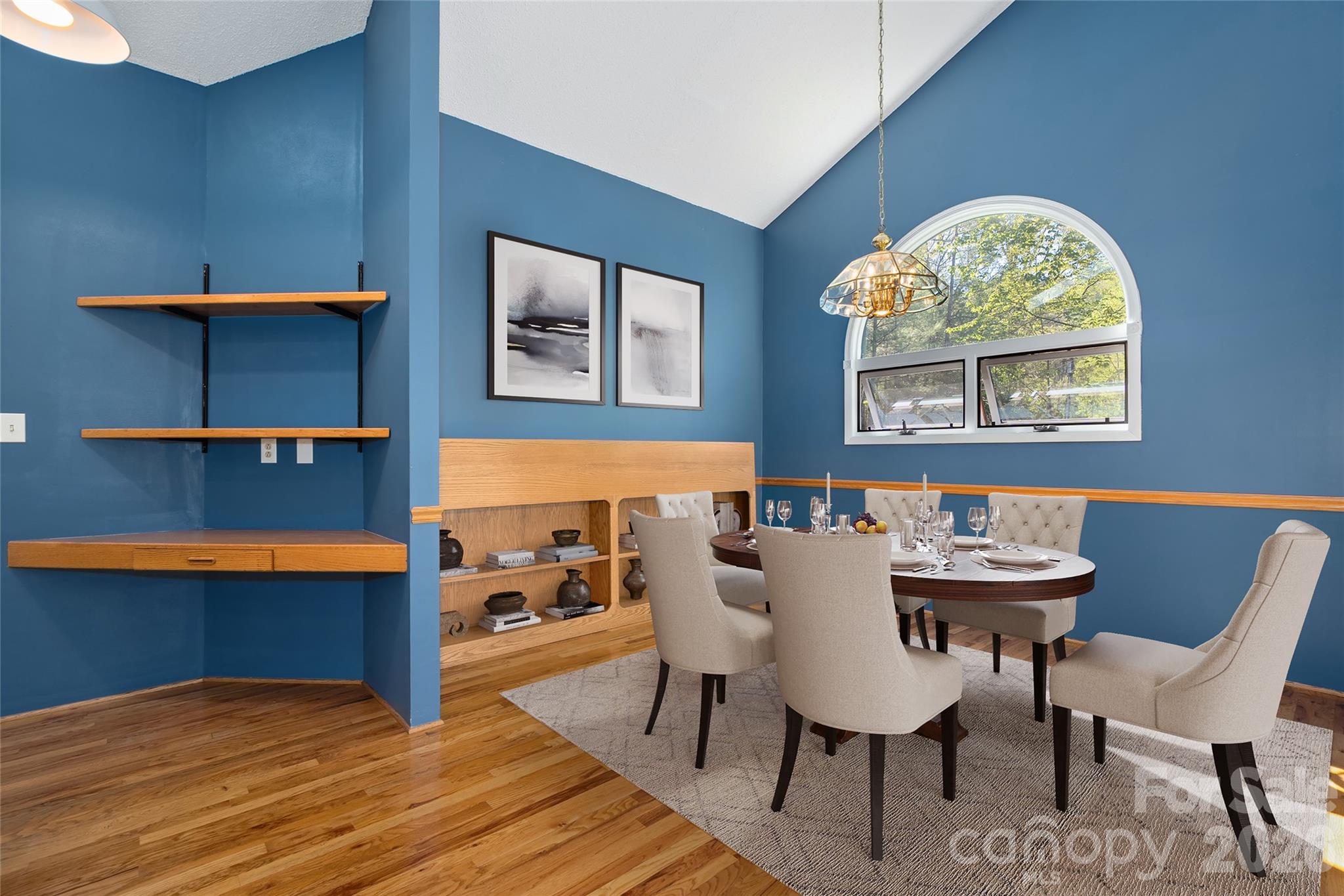 110 Crestwood Road — Asheville
