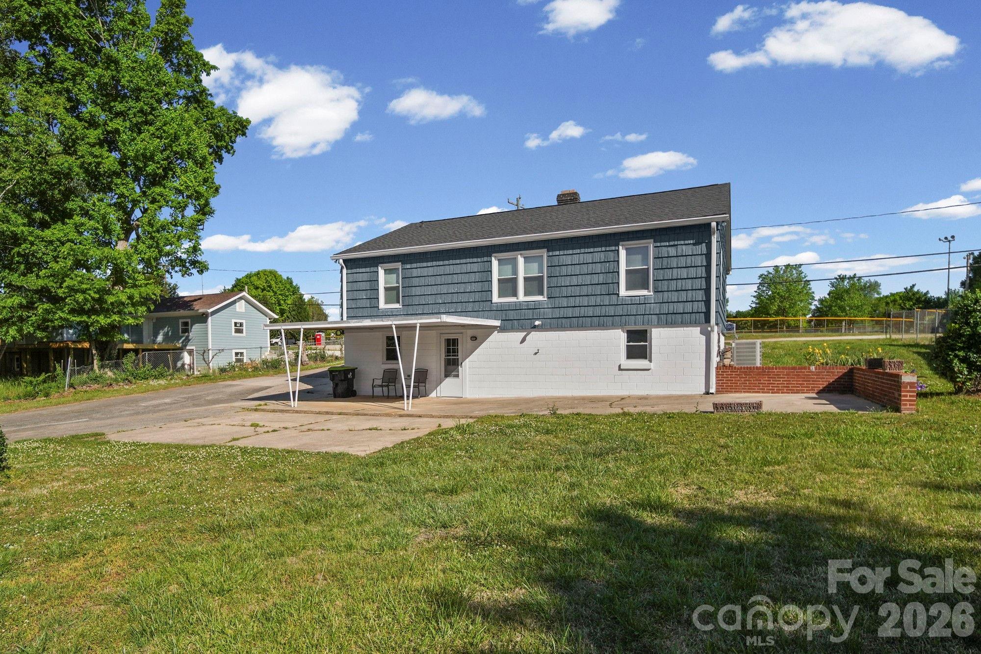 708 N Bostian Street — China Grove
