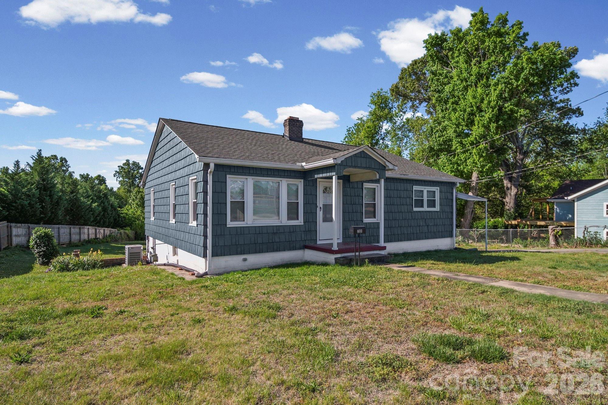 708 N Bostian Street — China Grove