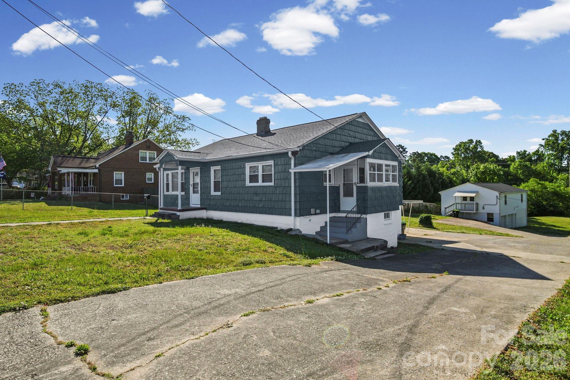 708 N Bostian Street — China Grove