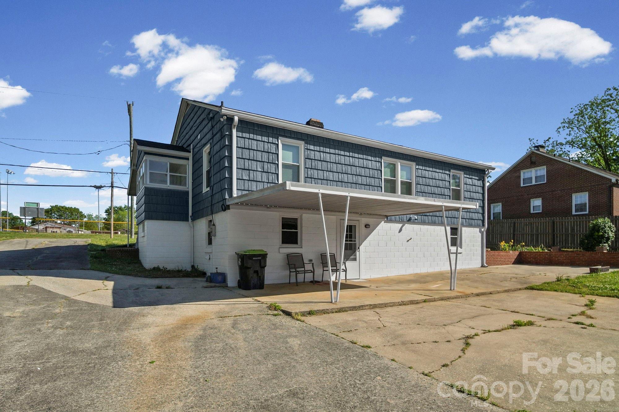 708 N Bostian Street — China Grove