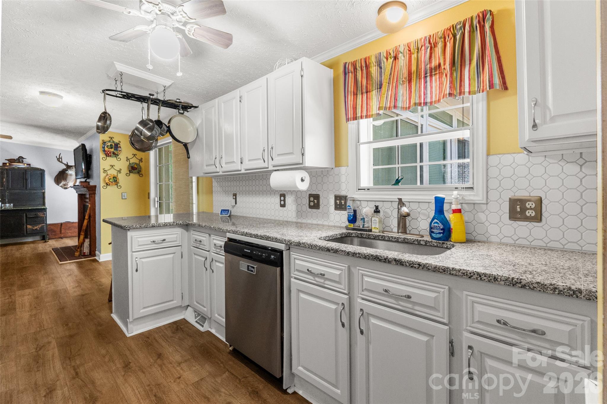 1551 Charlotte Highway — York