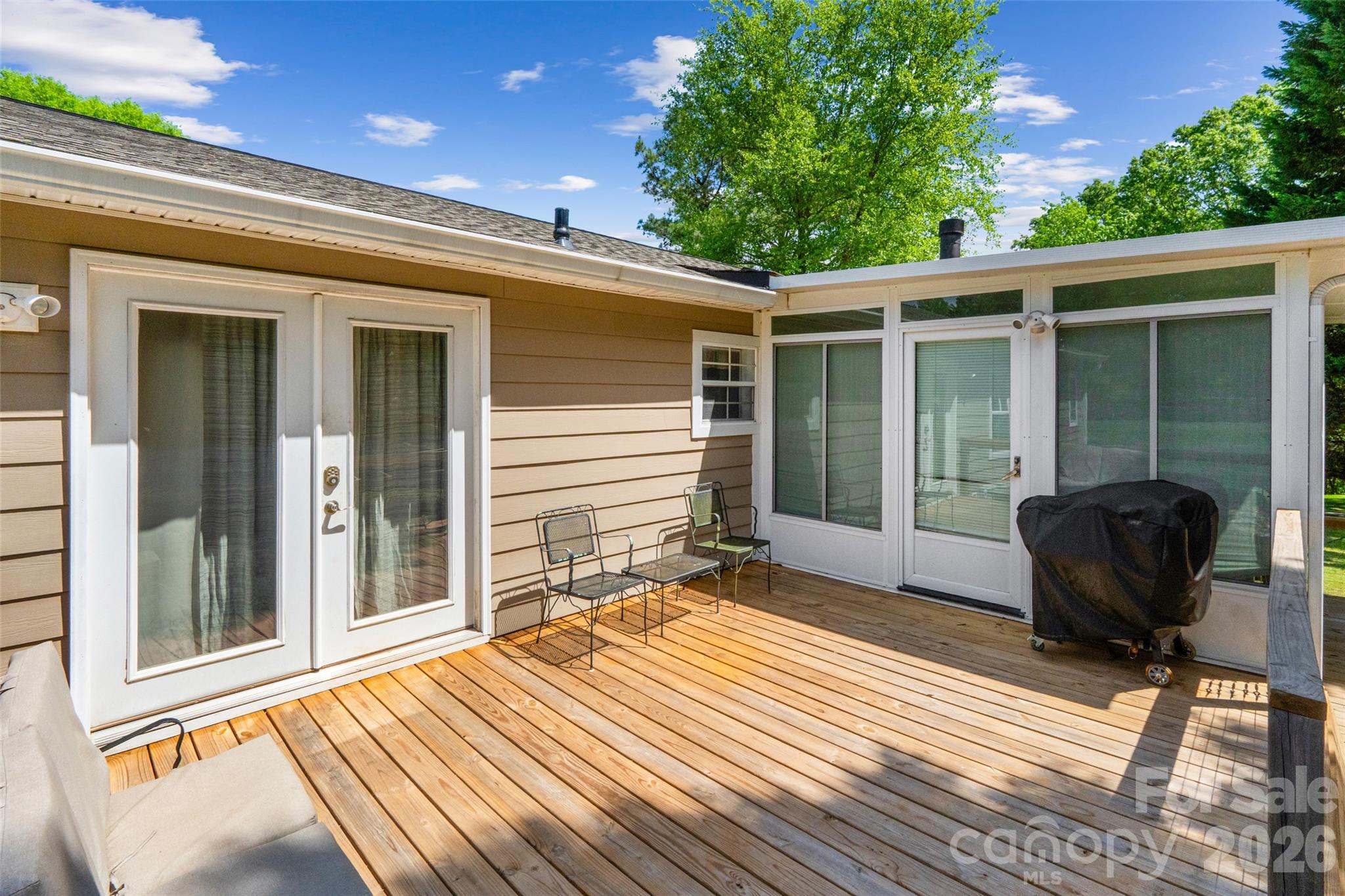 1551 Charlotte Highway — York