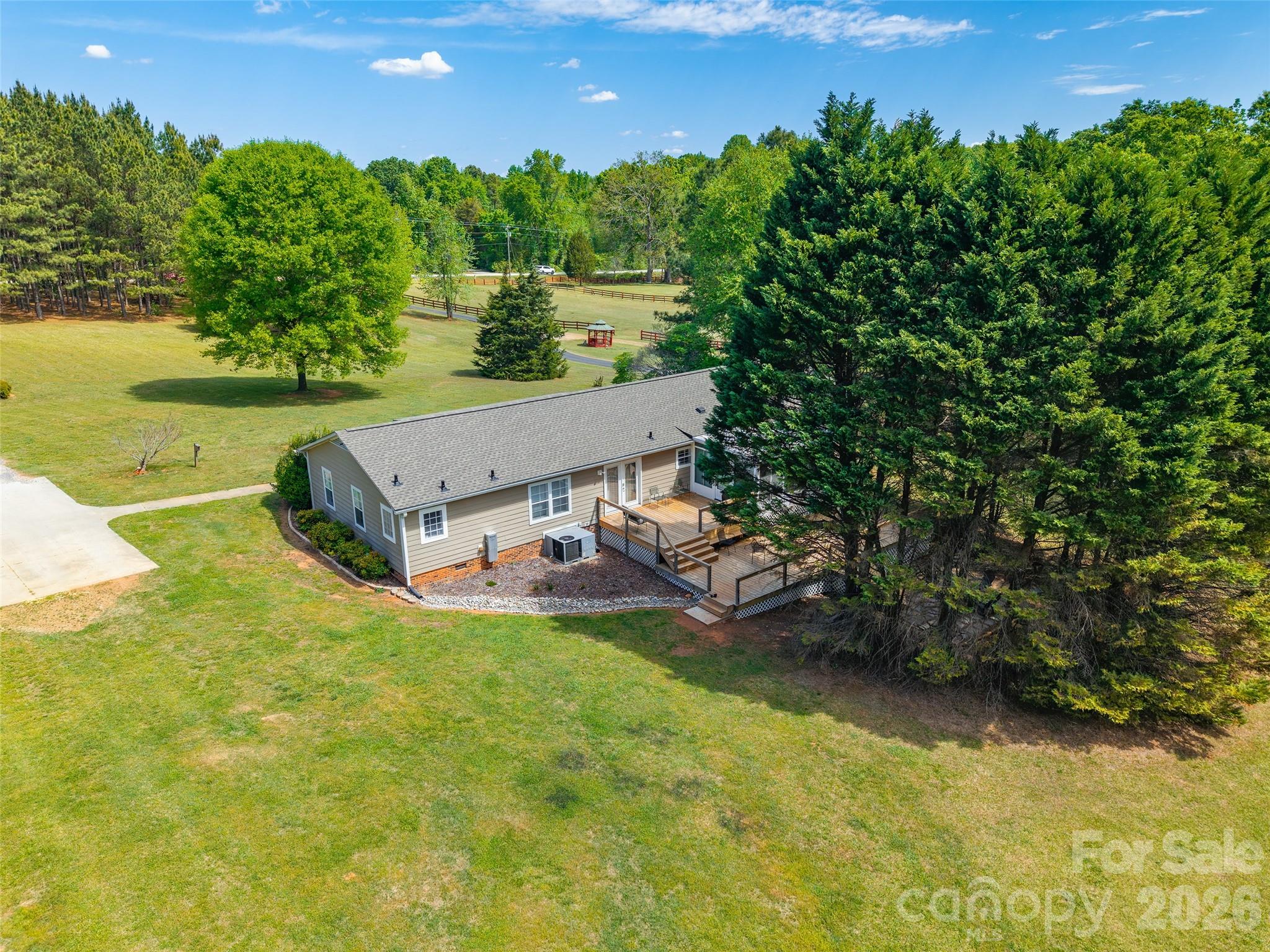 1551 Charlotte Highway — York