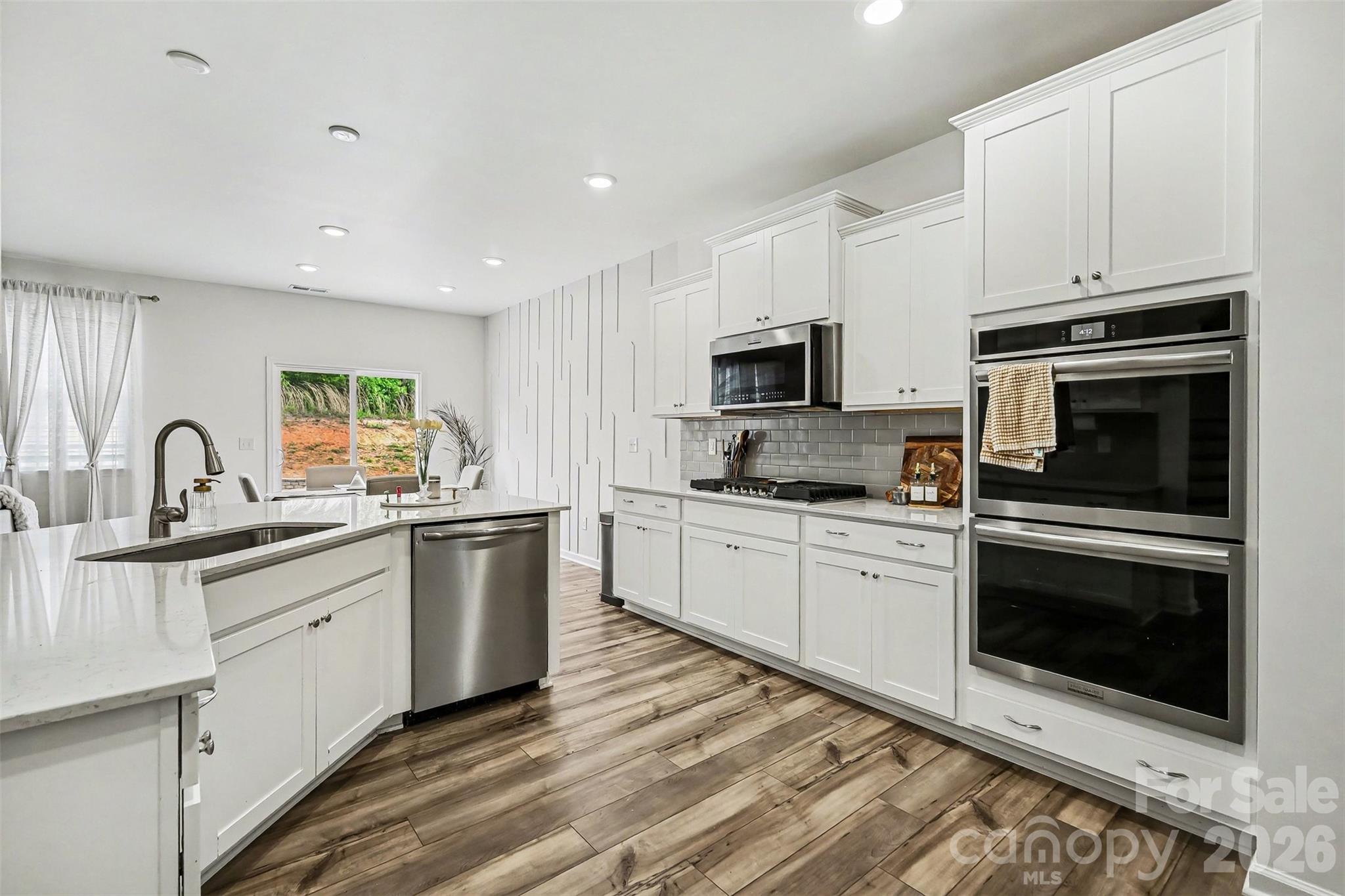 378 Kennerly Center Drive — Mooresville