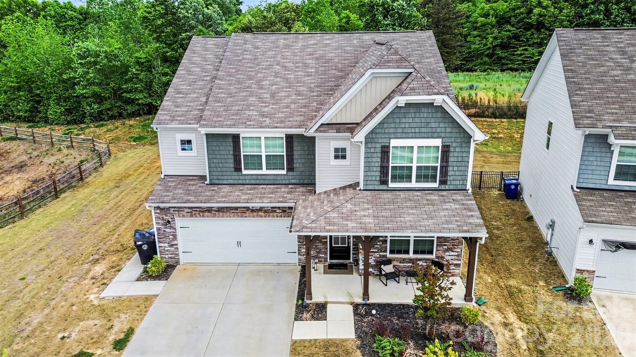 378 Kennerly Center Drive — Mooresville