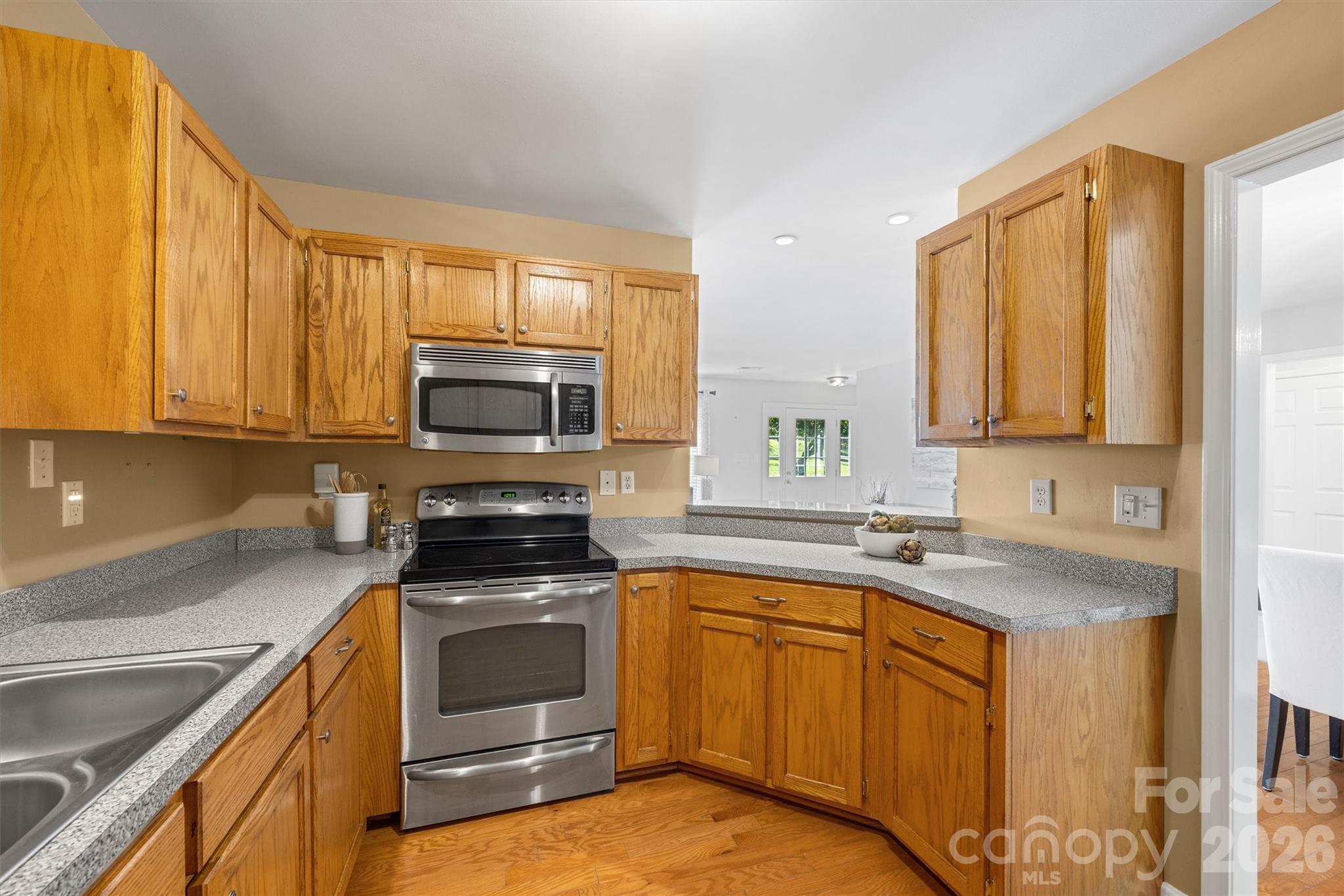 5763 Highway 97 Highway — Hickory Grove