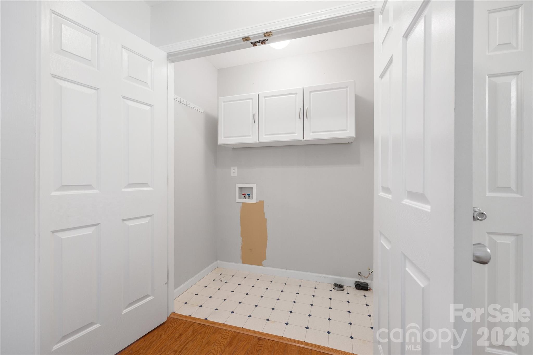 5763 Highway 97 Highway — Hickory Grove