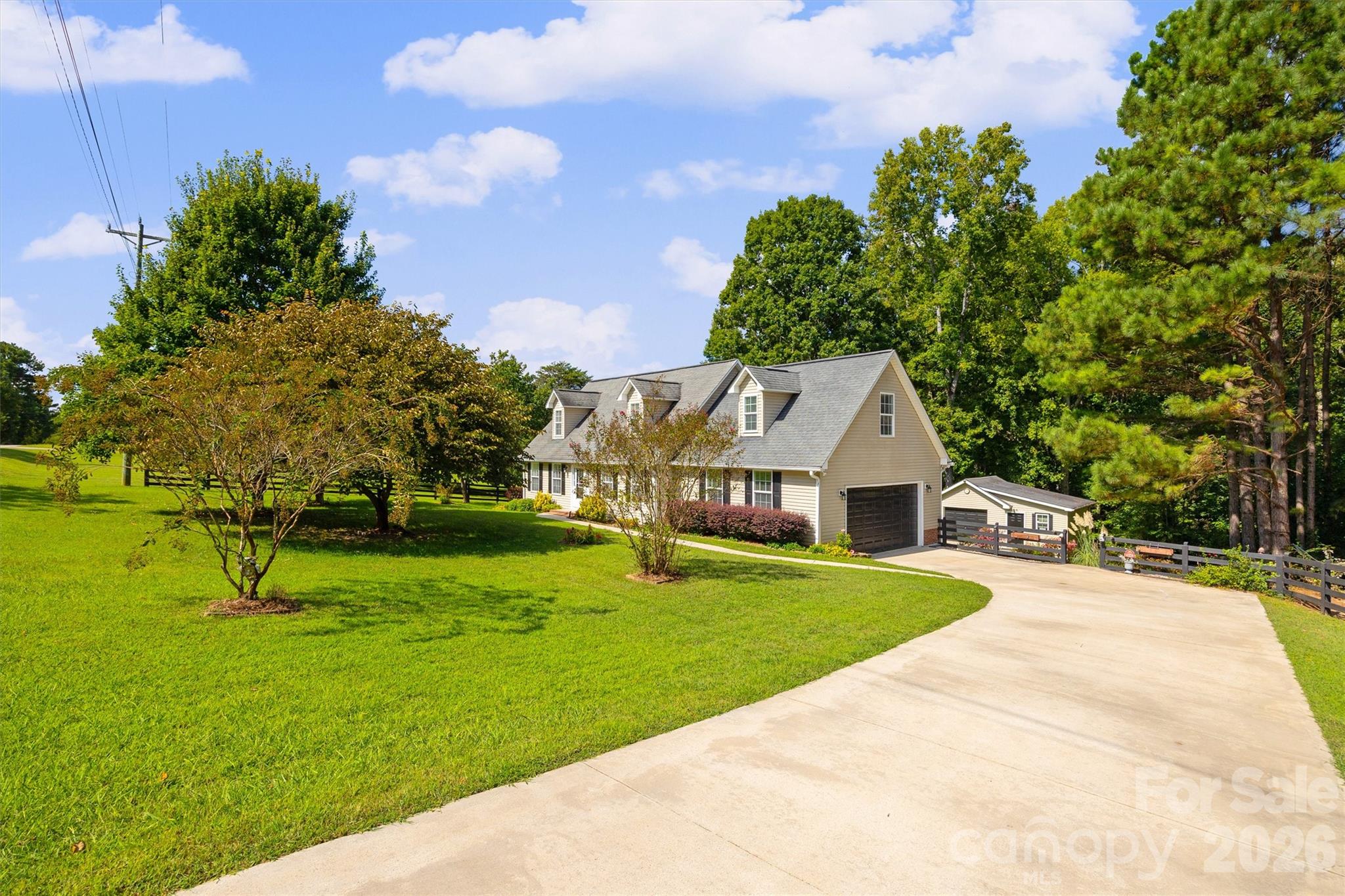 5763 Highway 97 Highway — Hickory Grove