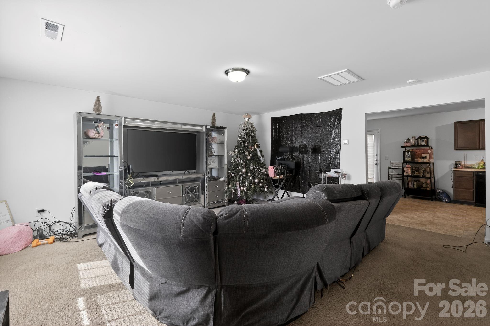 455 Menlo Park Road — Greensboro
