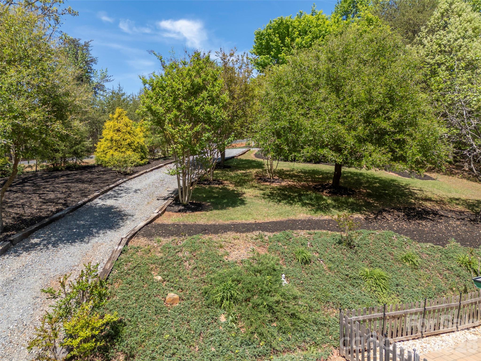 125 Pine Ridge Drive — Bostic