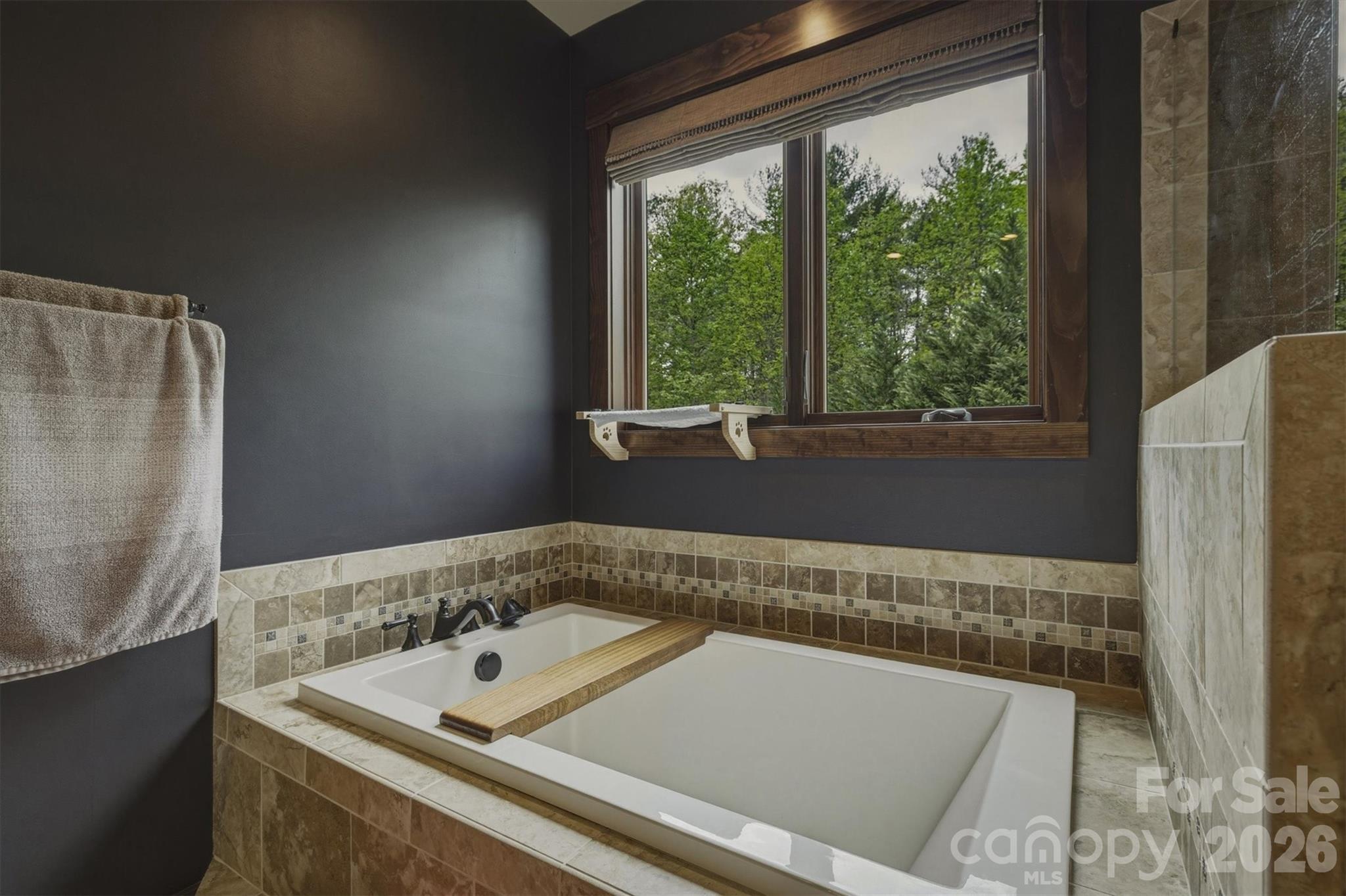 5613 Rocky Falls Lane #151 — Lenoir