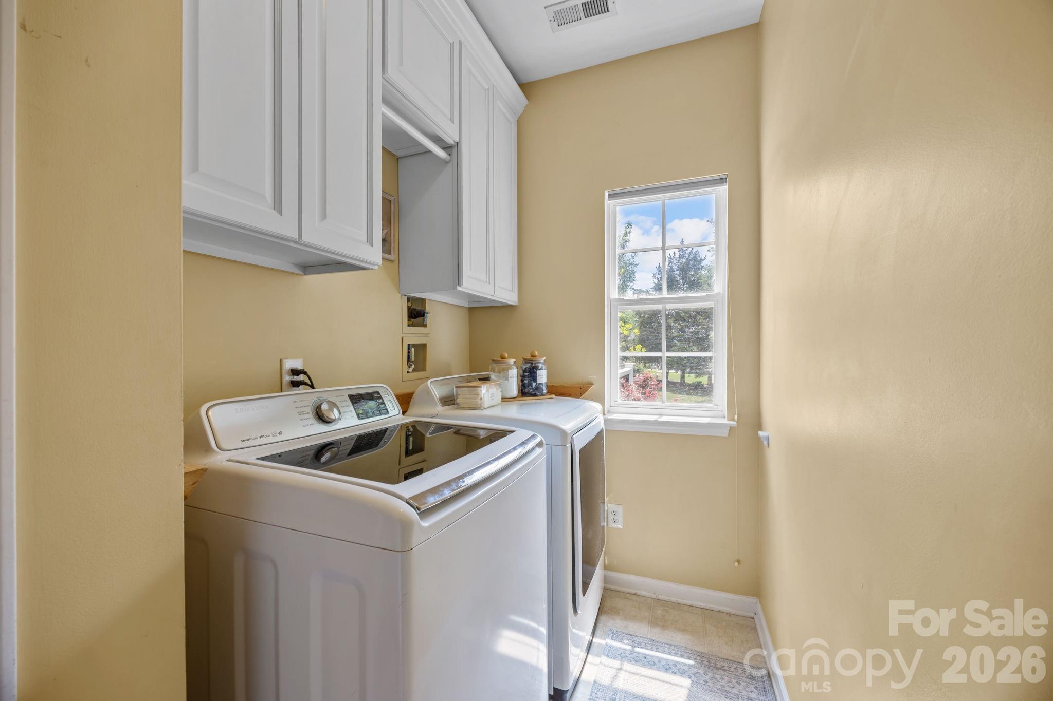 125 Sundown Cove Drive — Mooresville