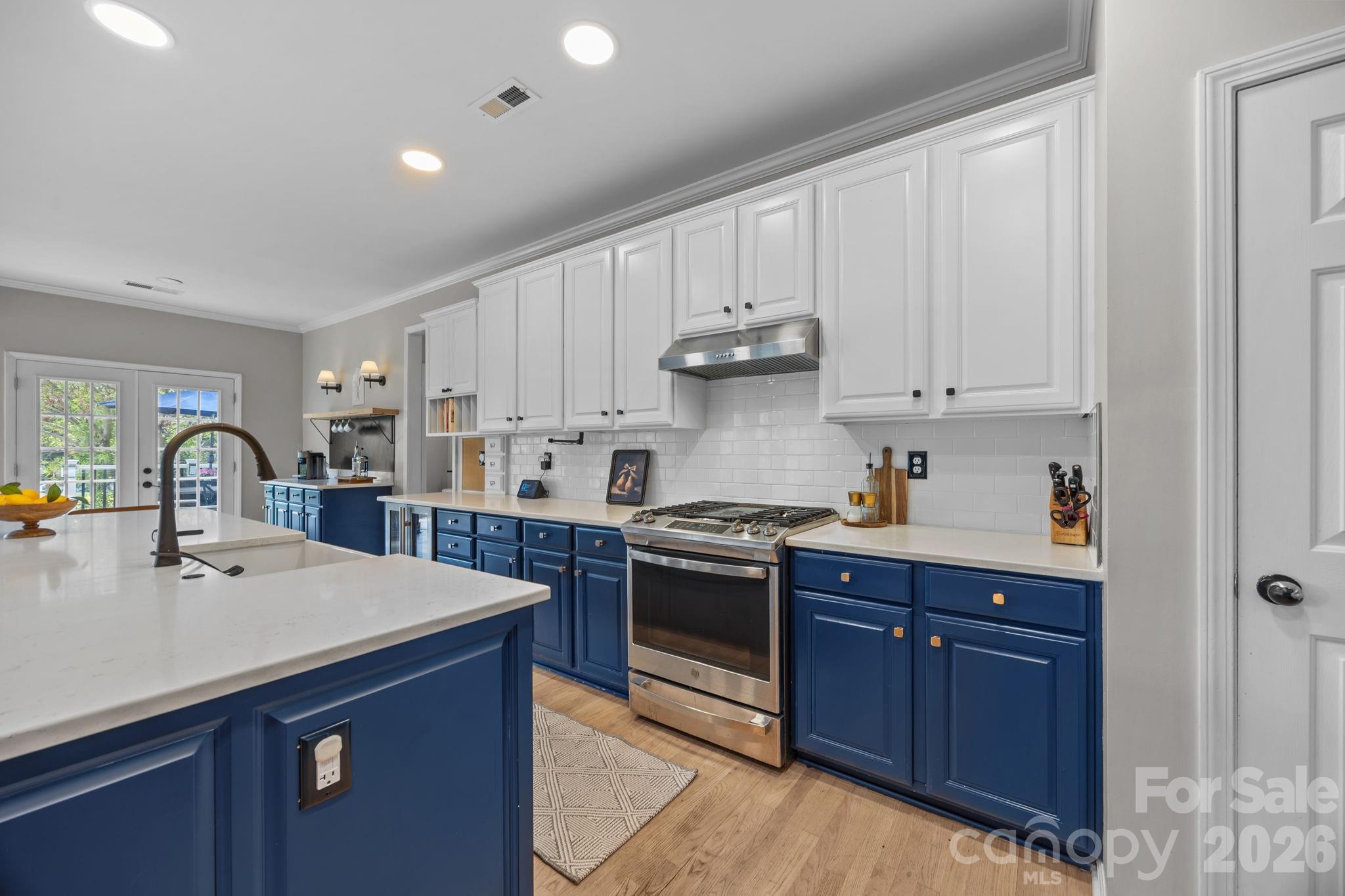 125 Sundown Cove Drive — Mooresville