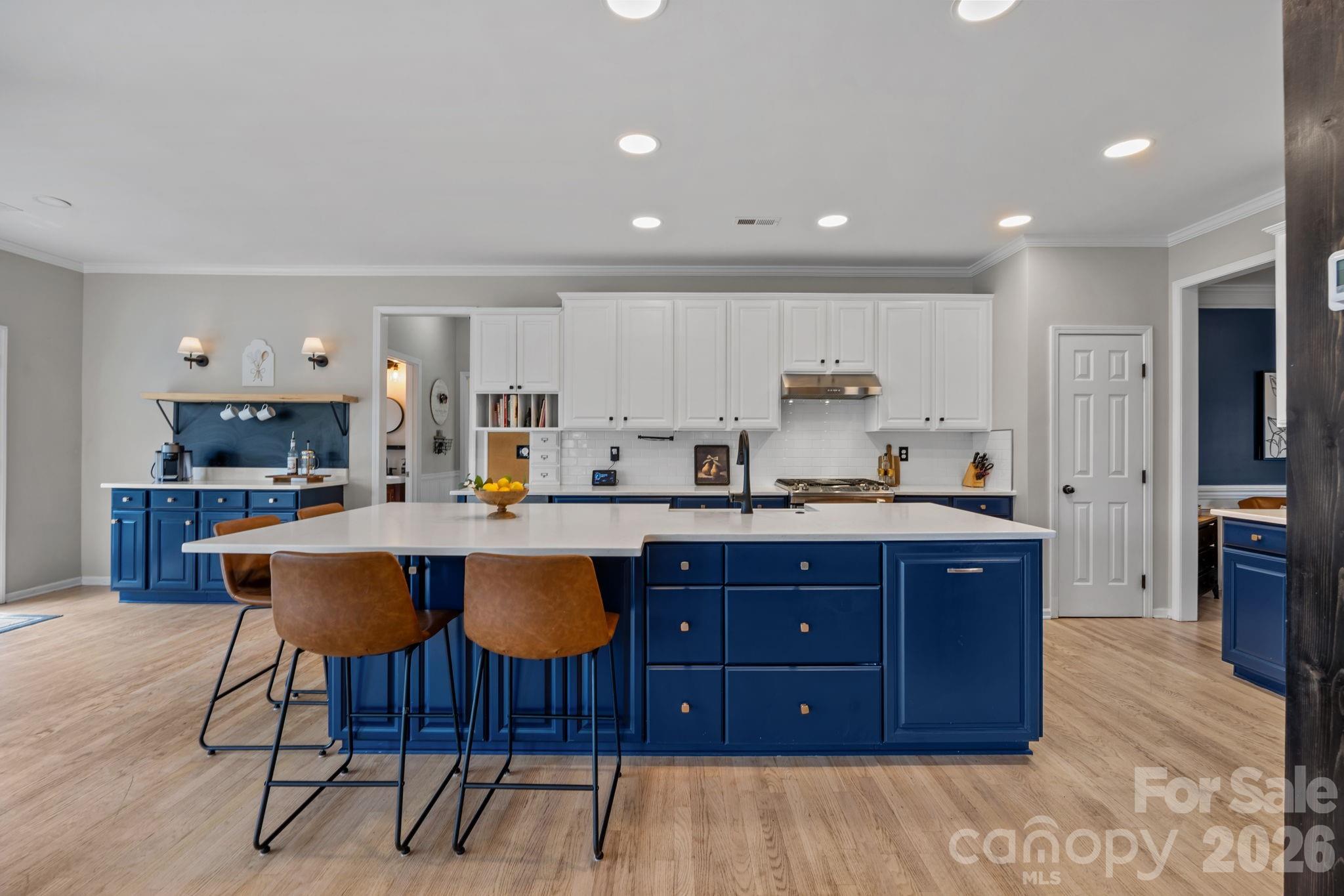 125 Sundown Cove Drive — Mooresville