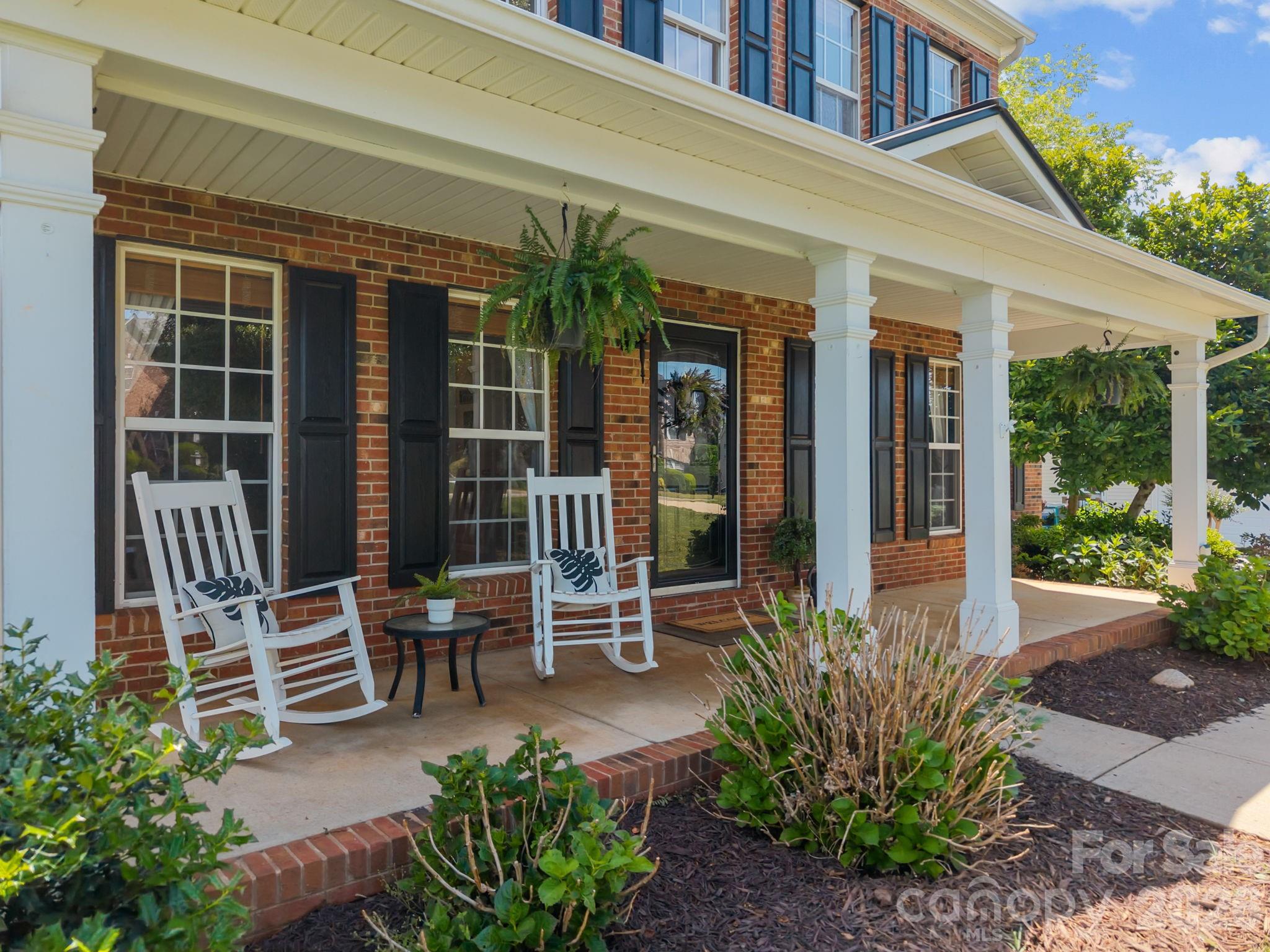 125 Sundown Cove Drive — Mooresville