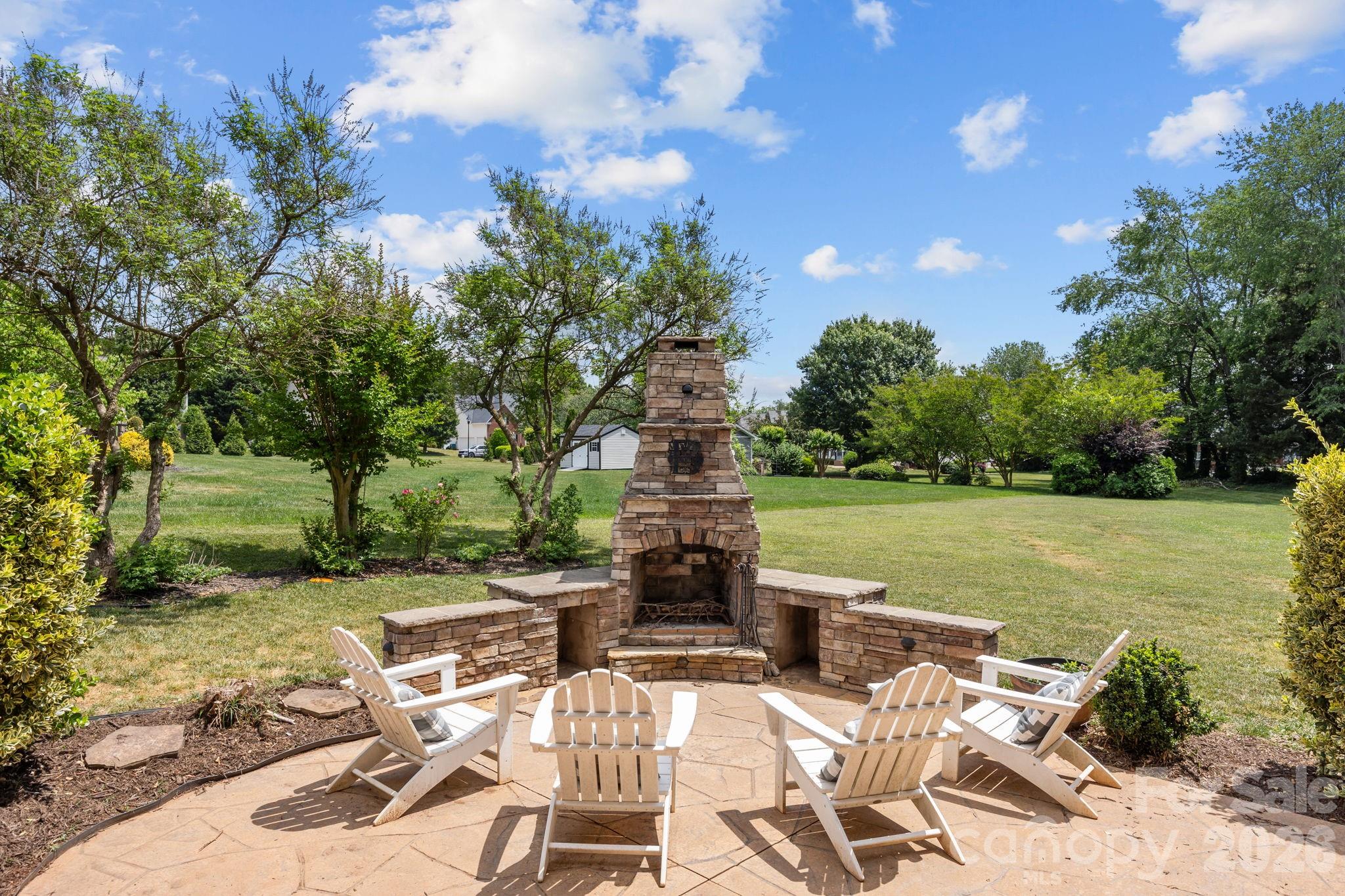125 Sundown Cove Drive — Mooresville