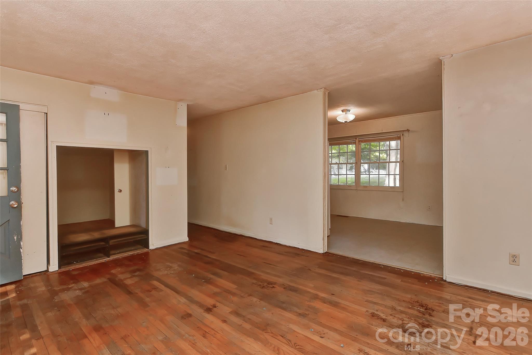 2513 Carroll Street — Monroe