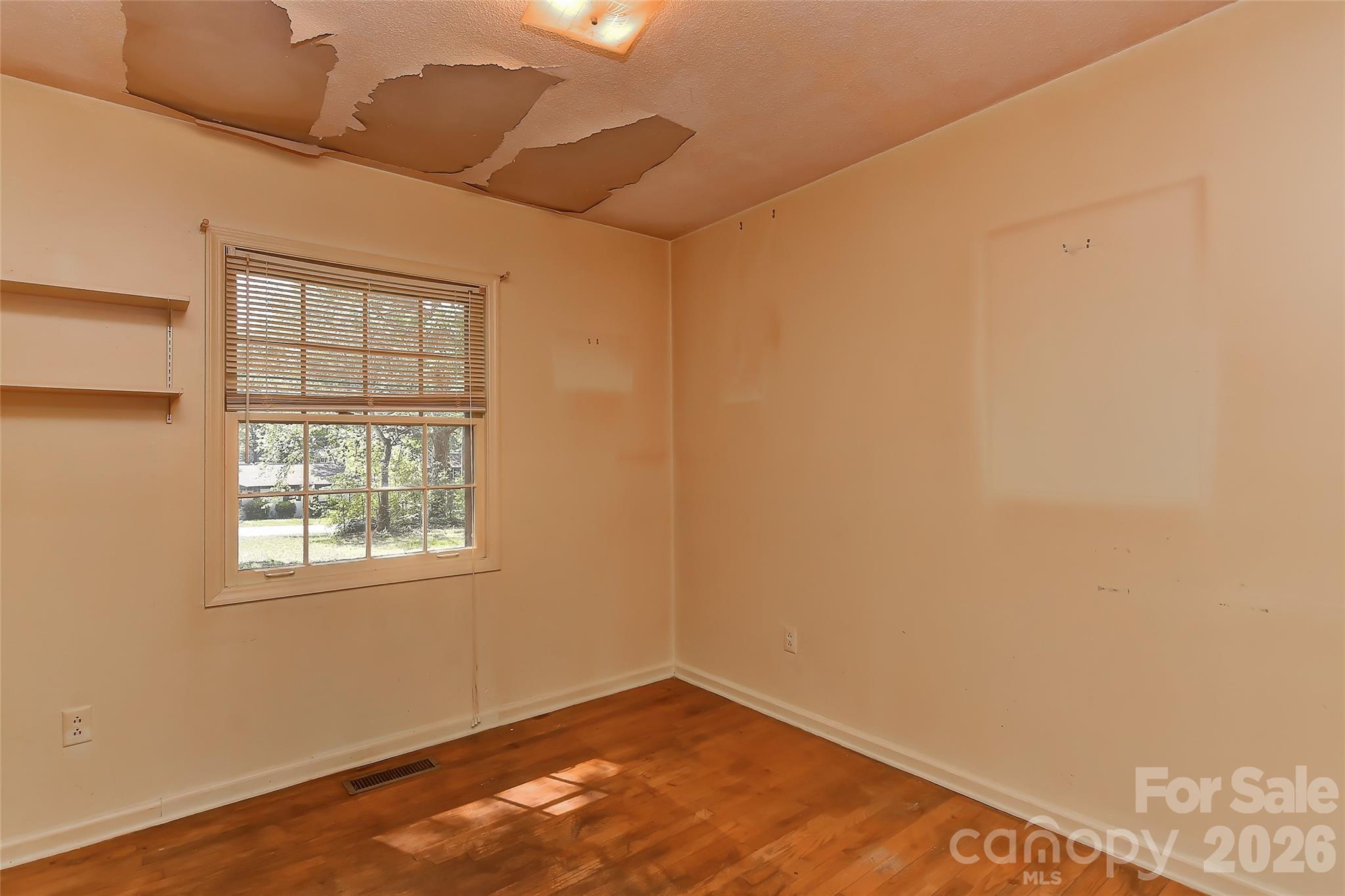 2513 Carroll Street — Monroe