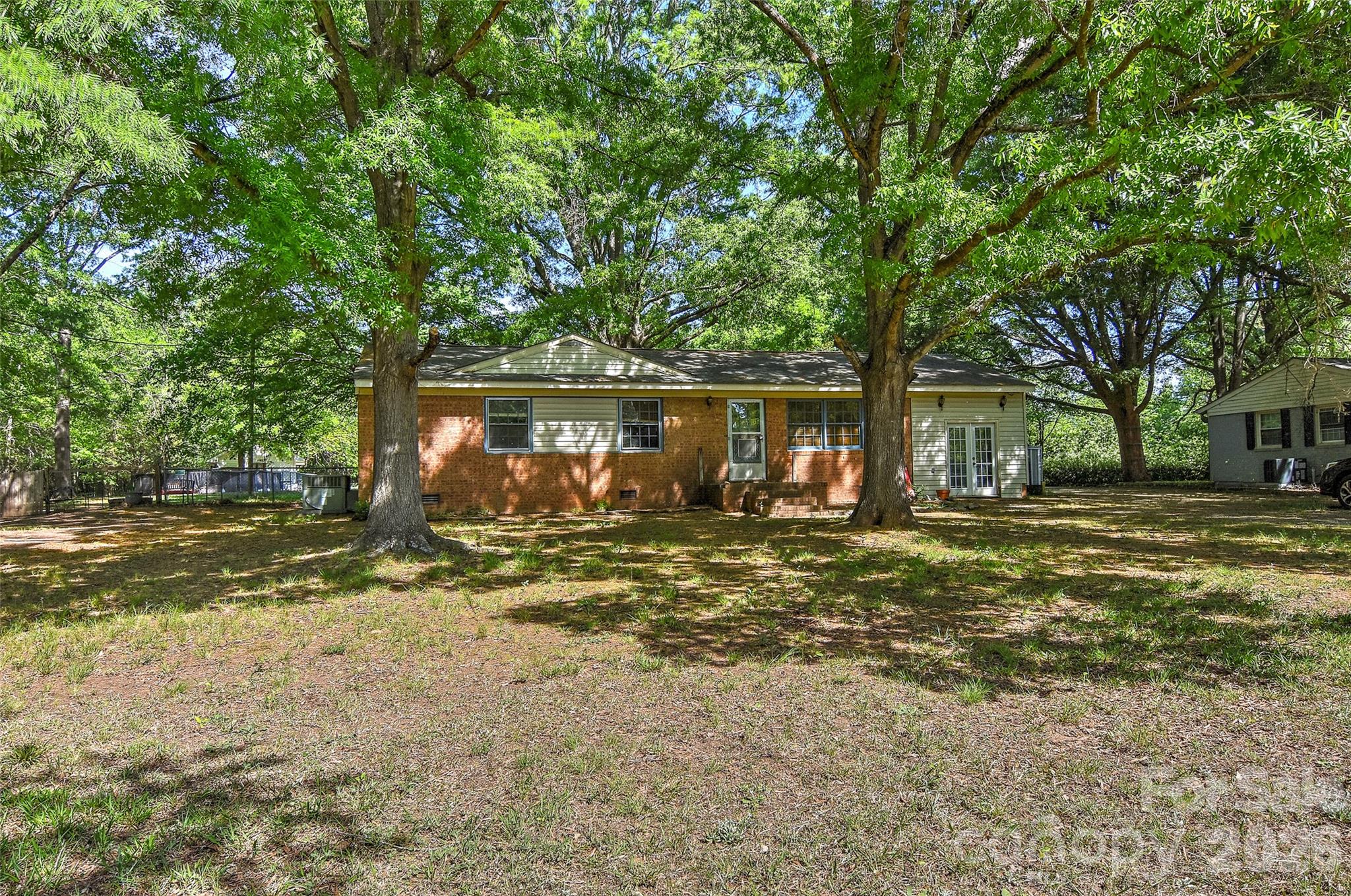 2513 Carroll Street — Monroe