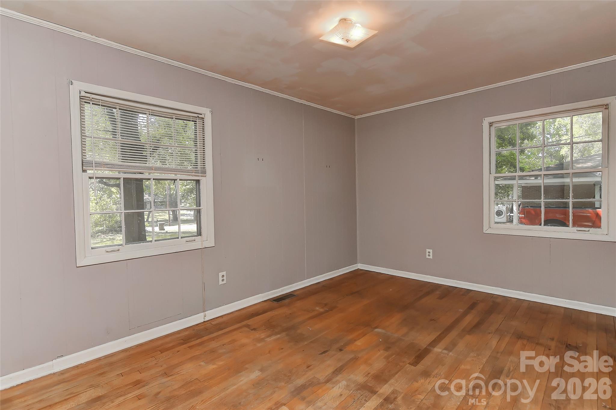 2513 Carroll Street — Monroe