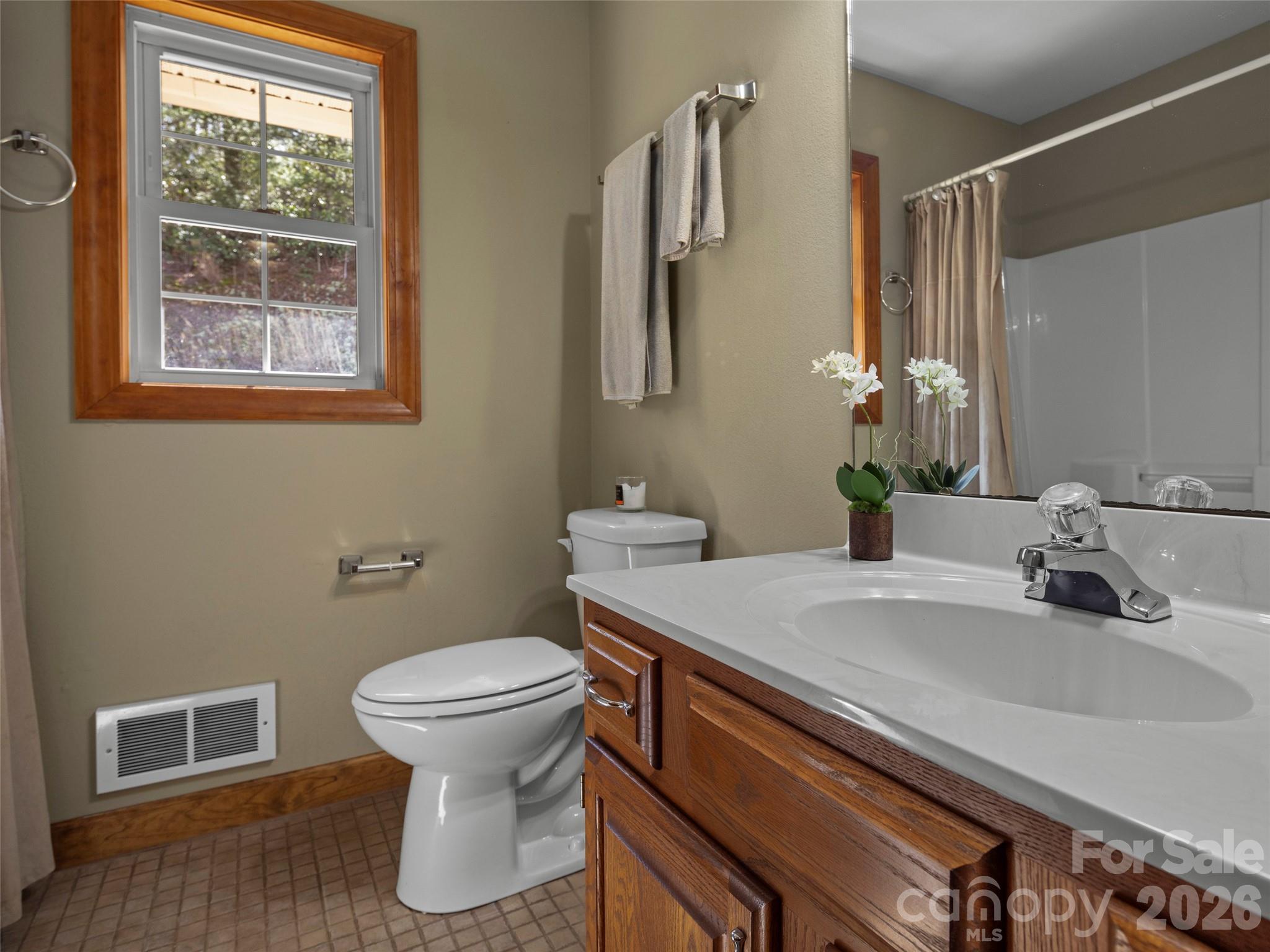 609 N Fork Road — Black Mountain