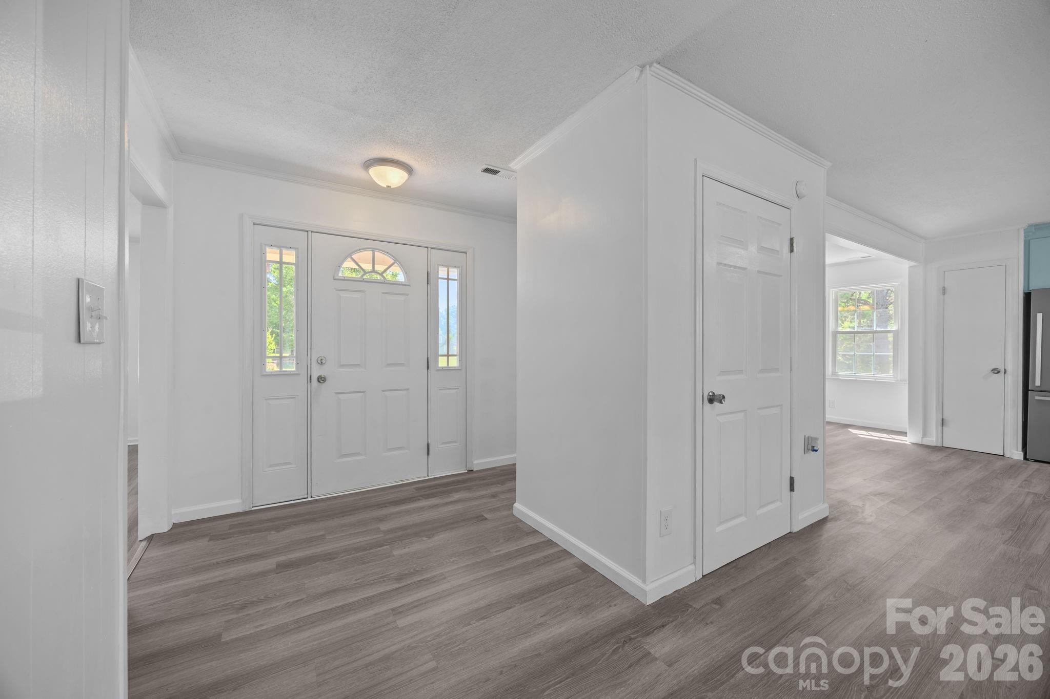 165 Hawkins Loop — Salisbury