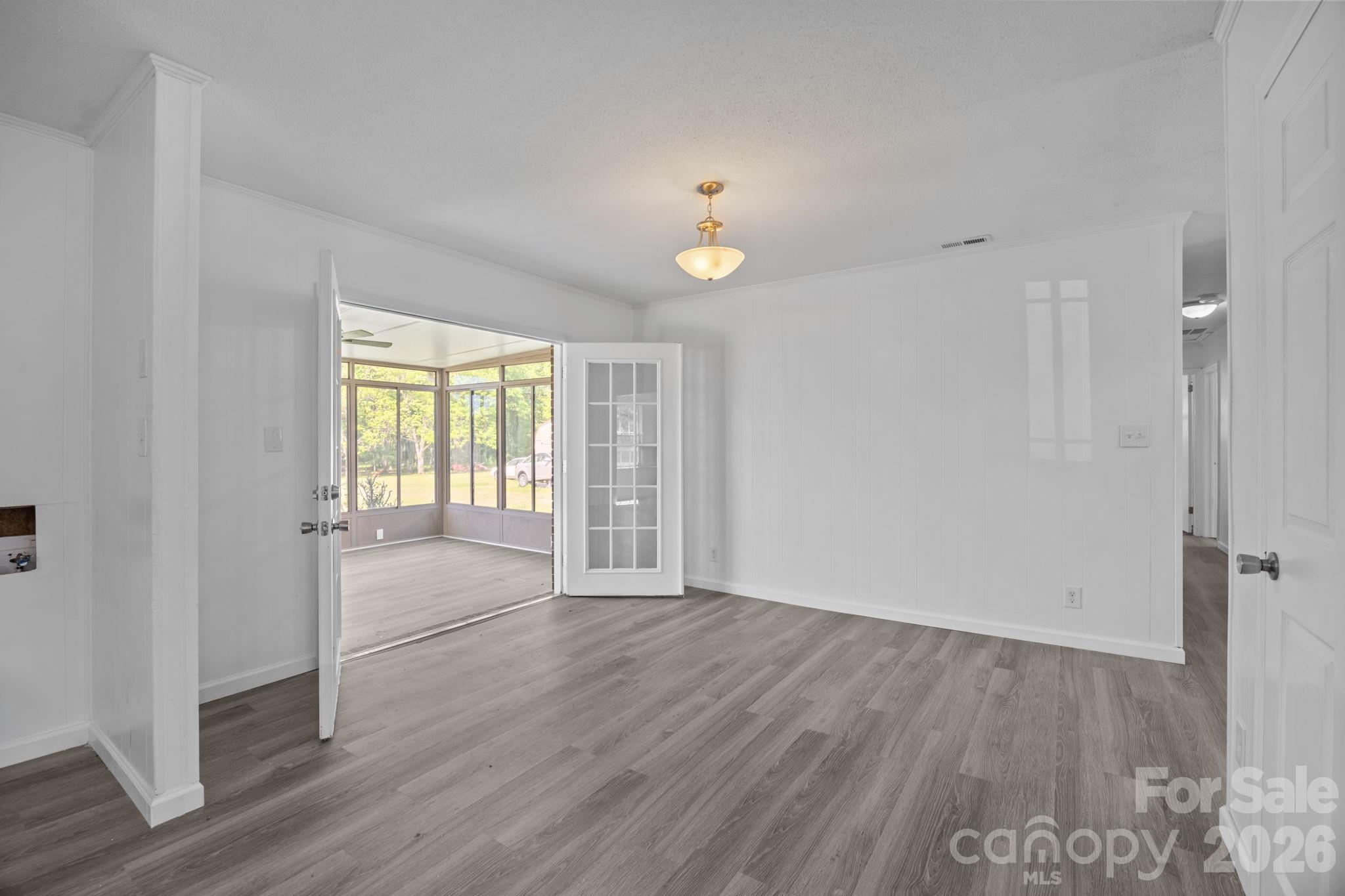 165 Hawkins Loop — Salisbury