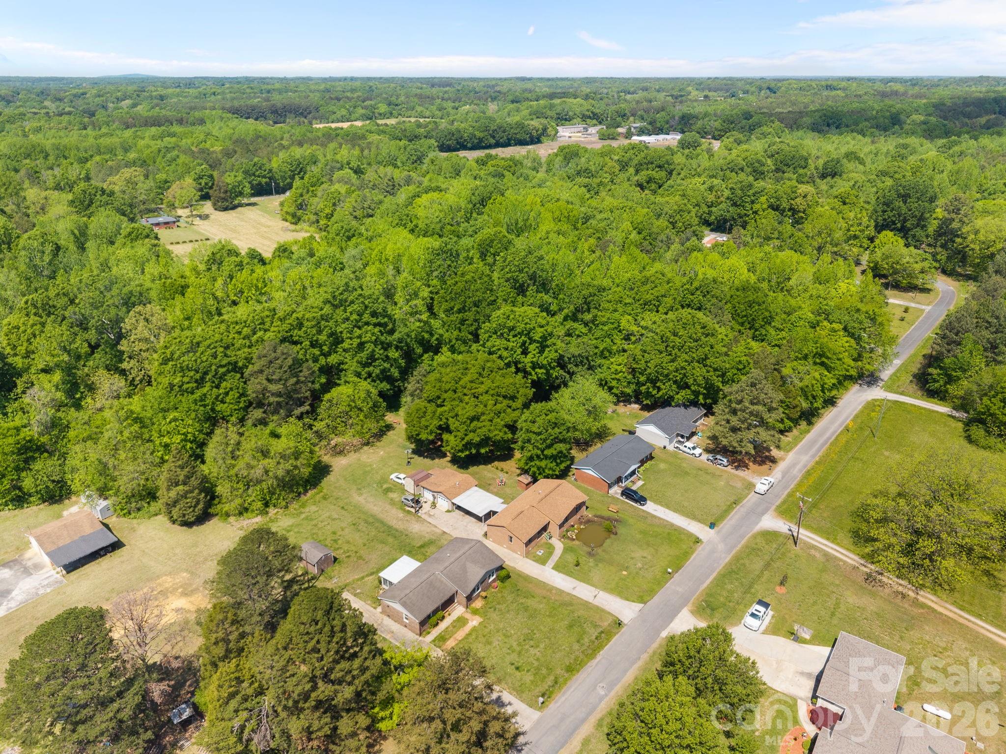165 Hawkins Loop — Salisbury