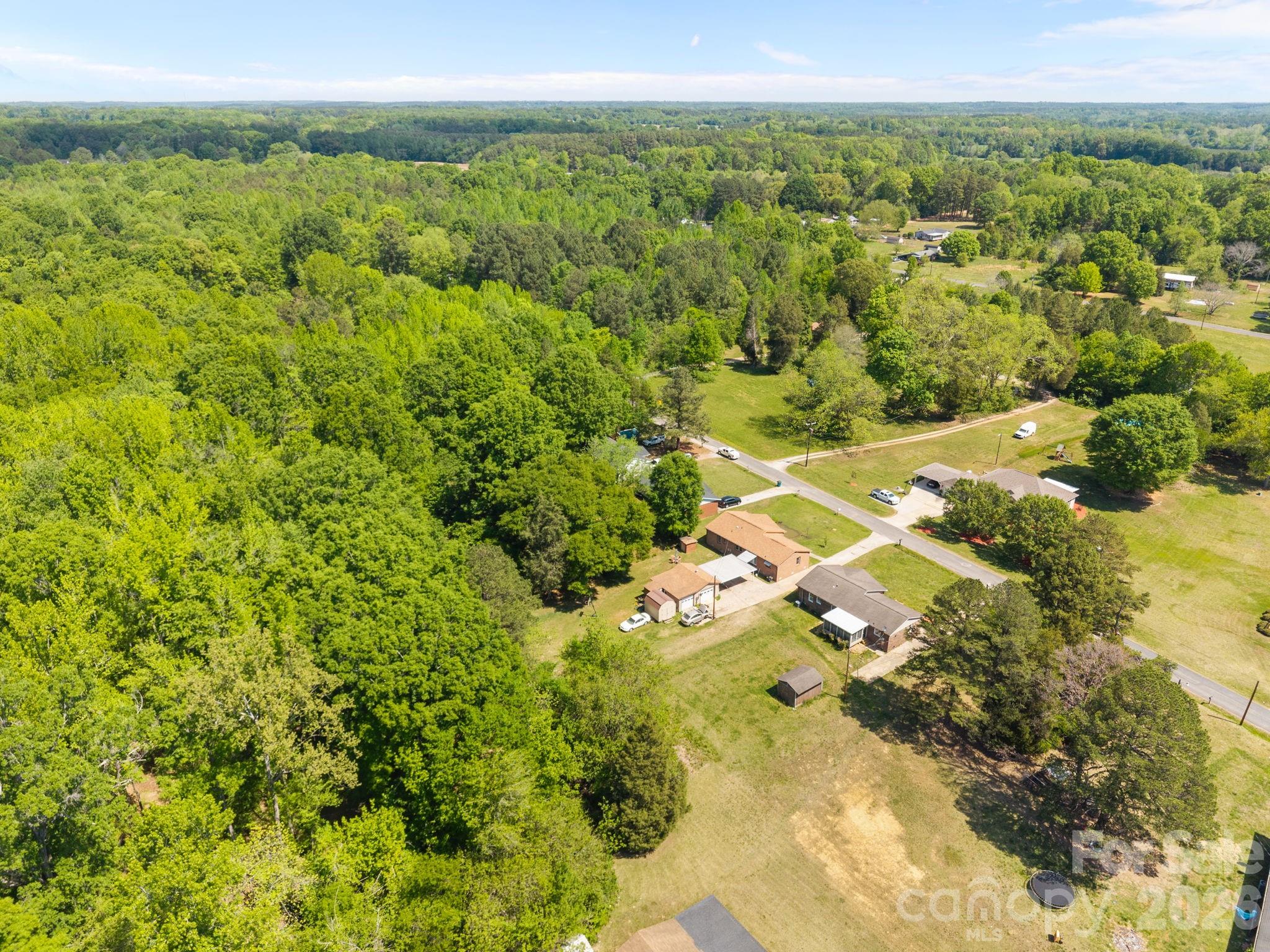 165 Hawkins Loop — Salisbury