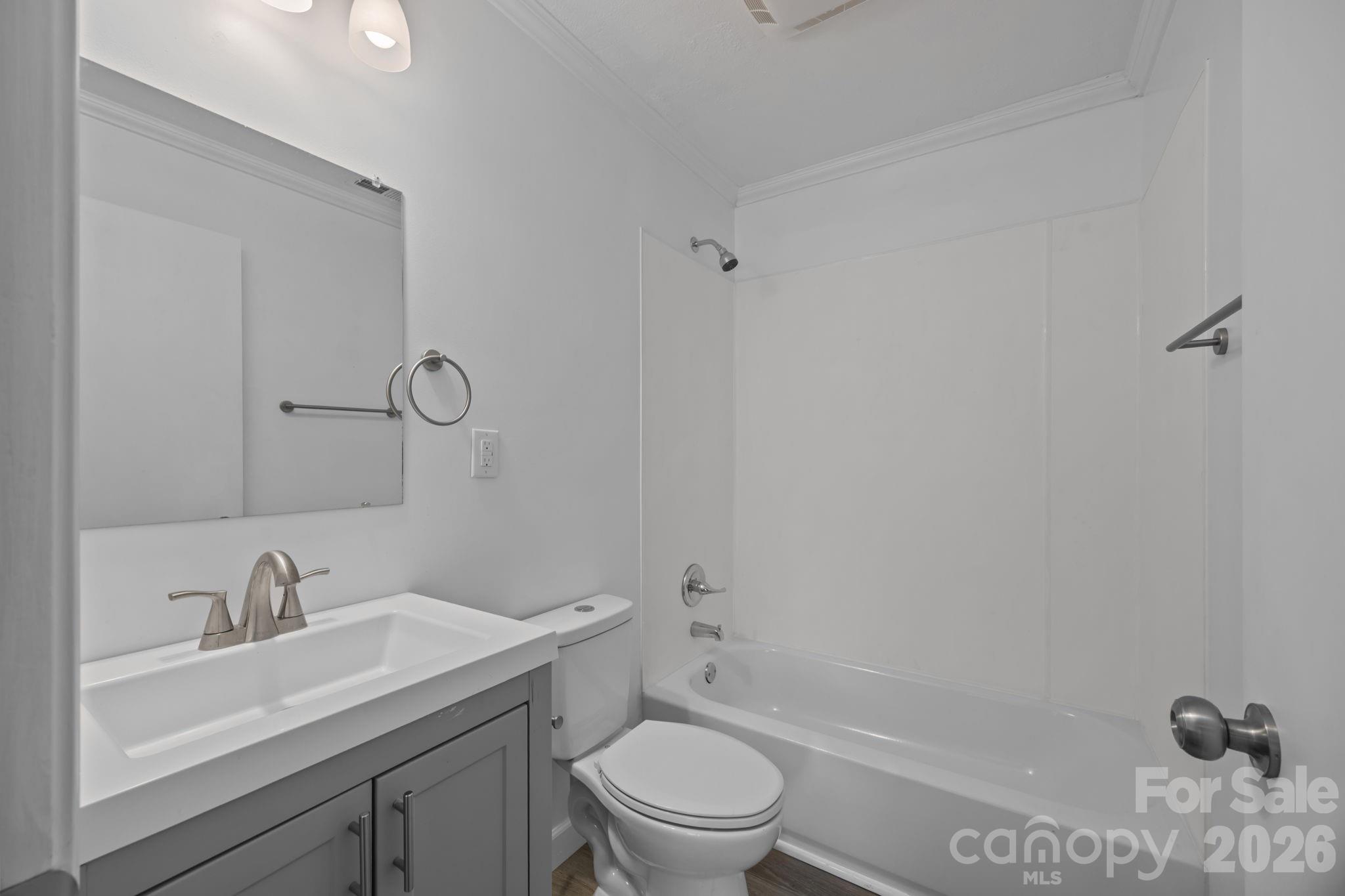 165 Hawkins Loop — Salisbury